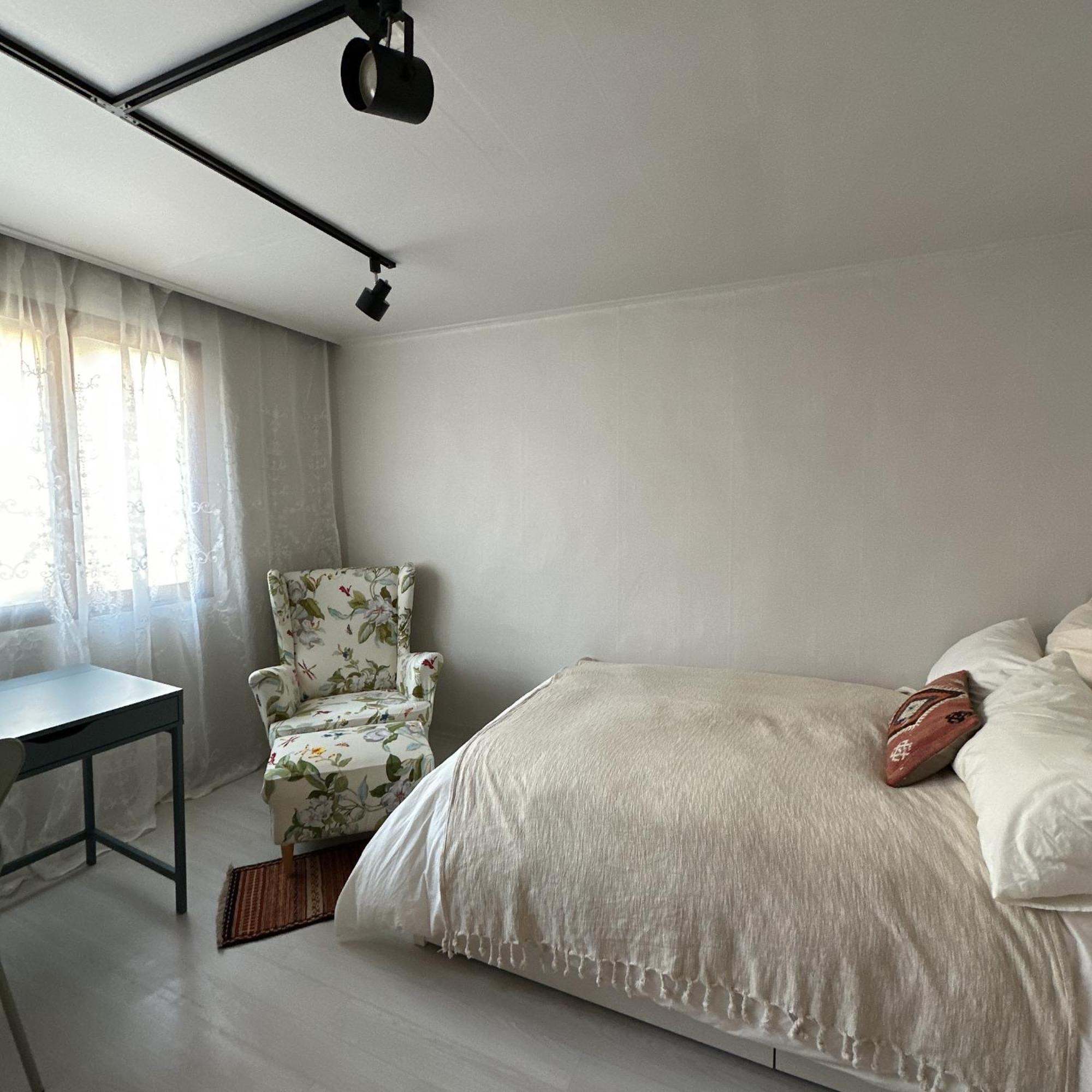 Sparrow House *