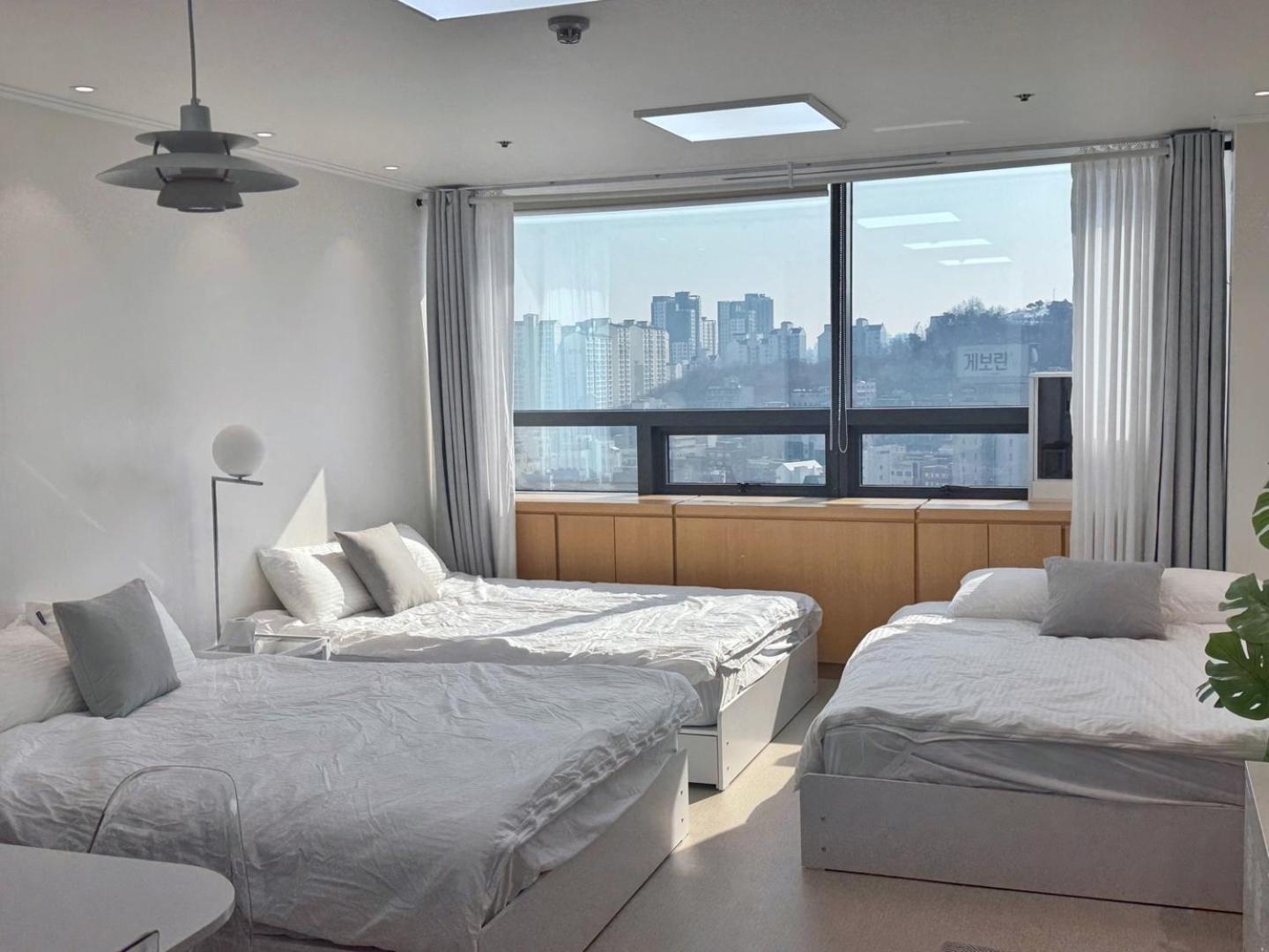 New Remodeling Hongdae House * Seoul