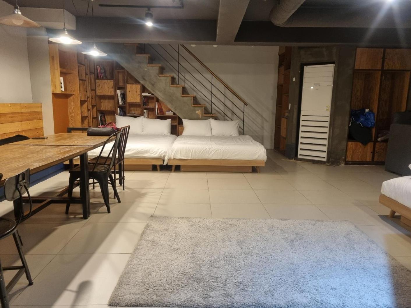 2l Nam Mountain View Myundon Seoul