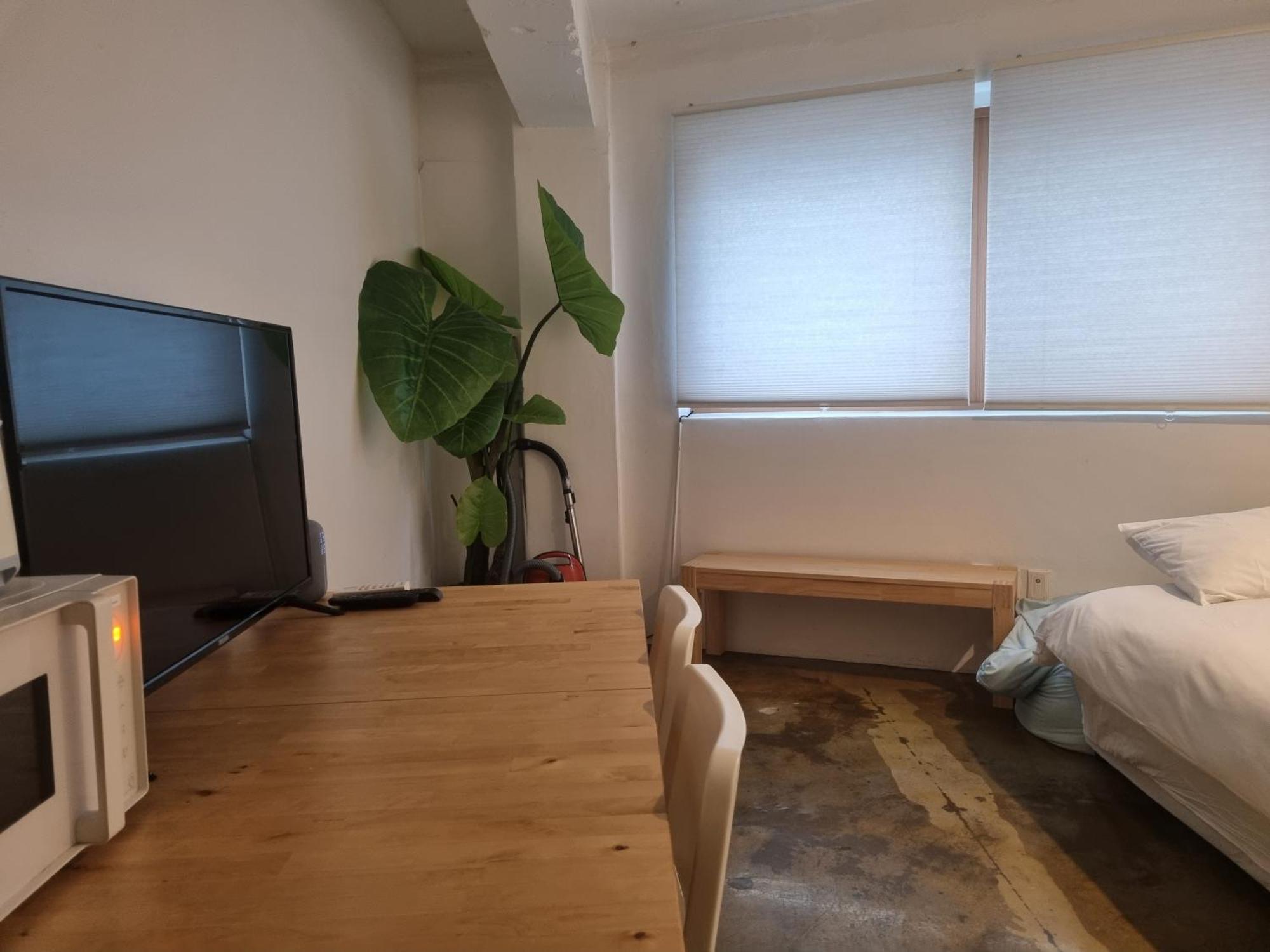 2l Nam Mountain View Myundon Apartment