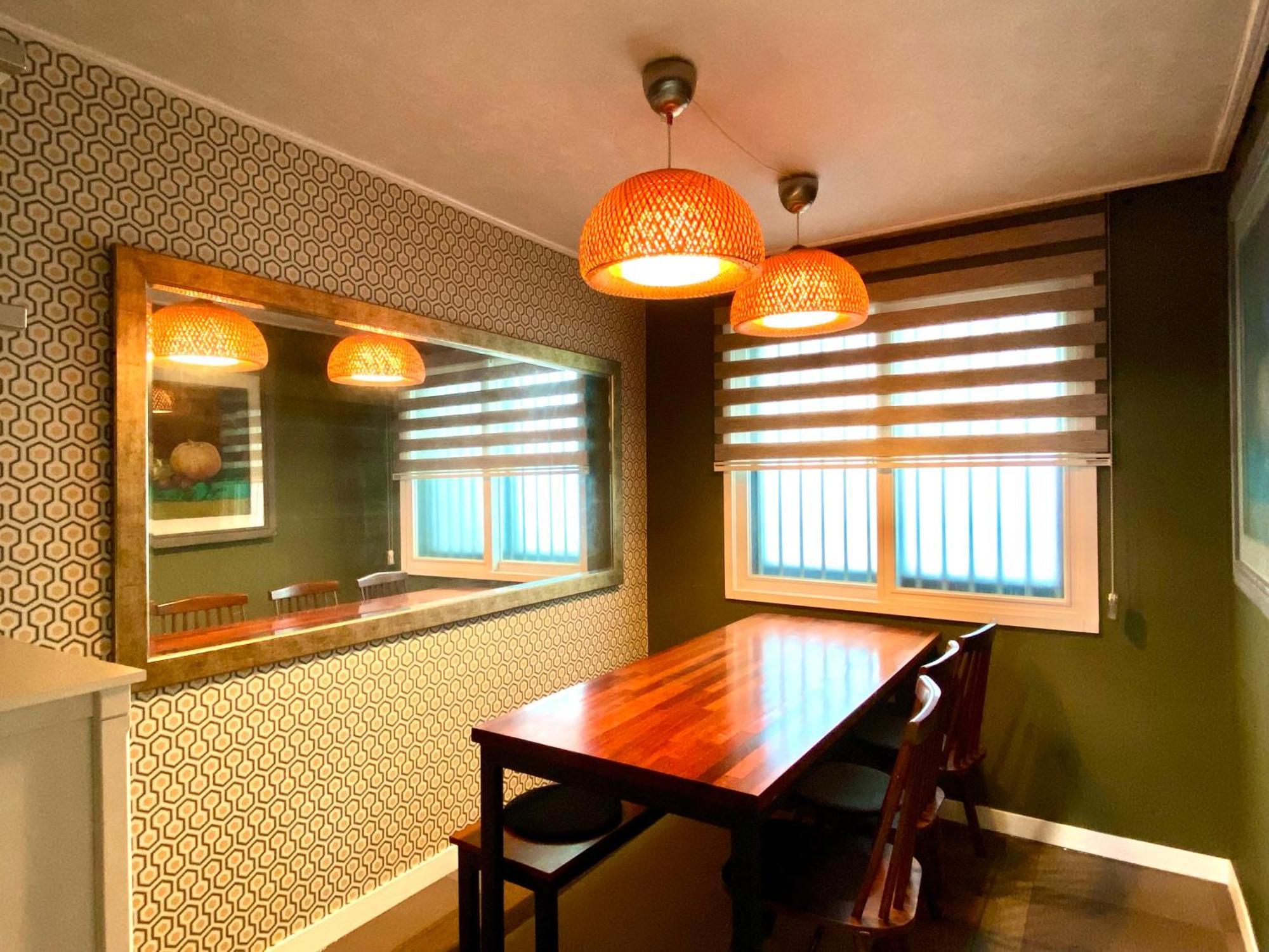 Kooljam House-center Of Seoul-itaewon-spacious-3min From The Subway Vila
