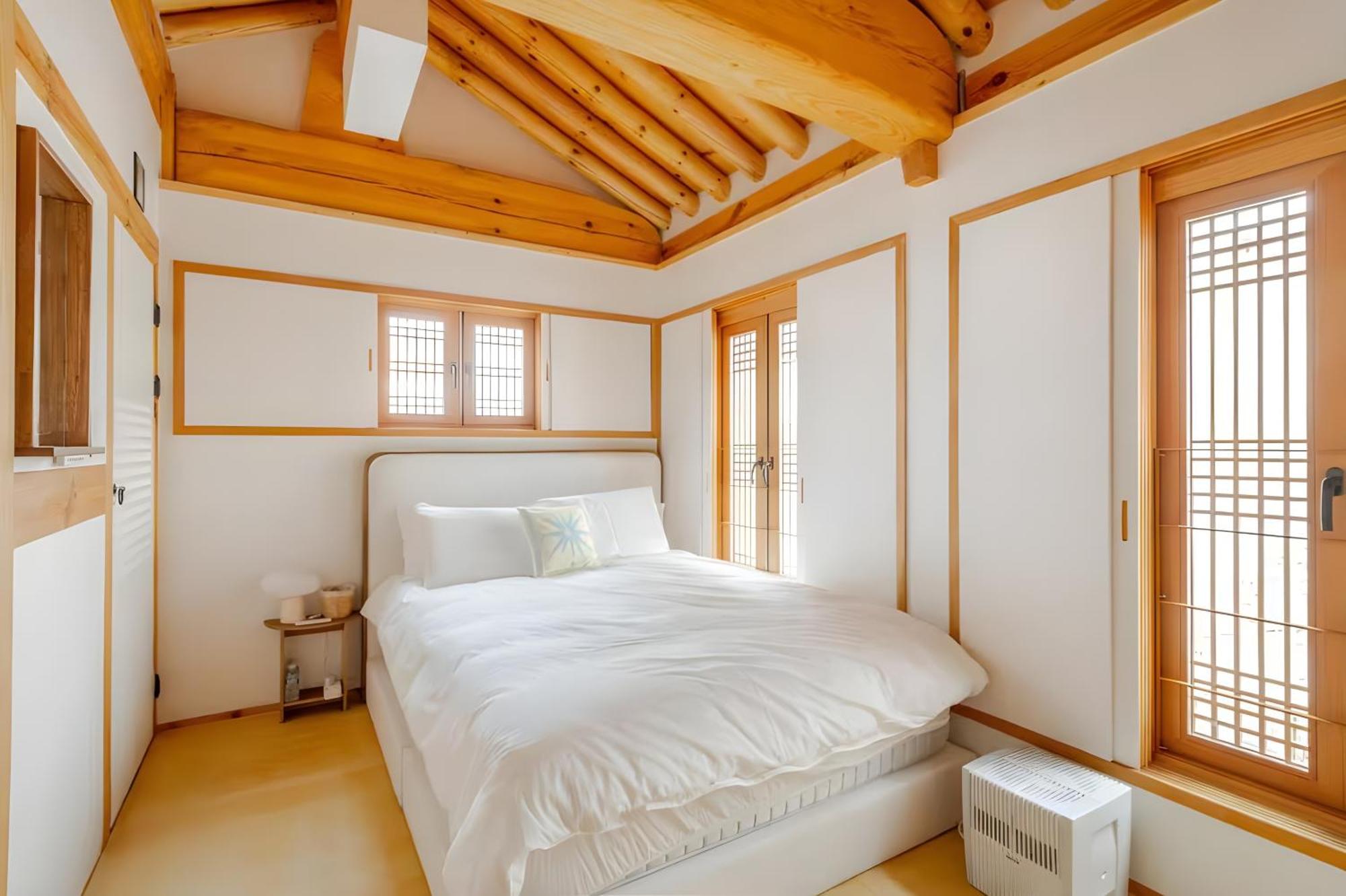 Villa Numaru Two Exclusive Entire Hanoks In Seochon *