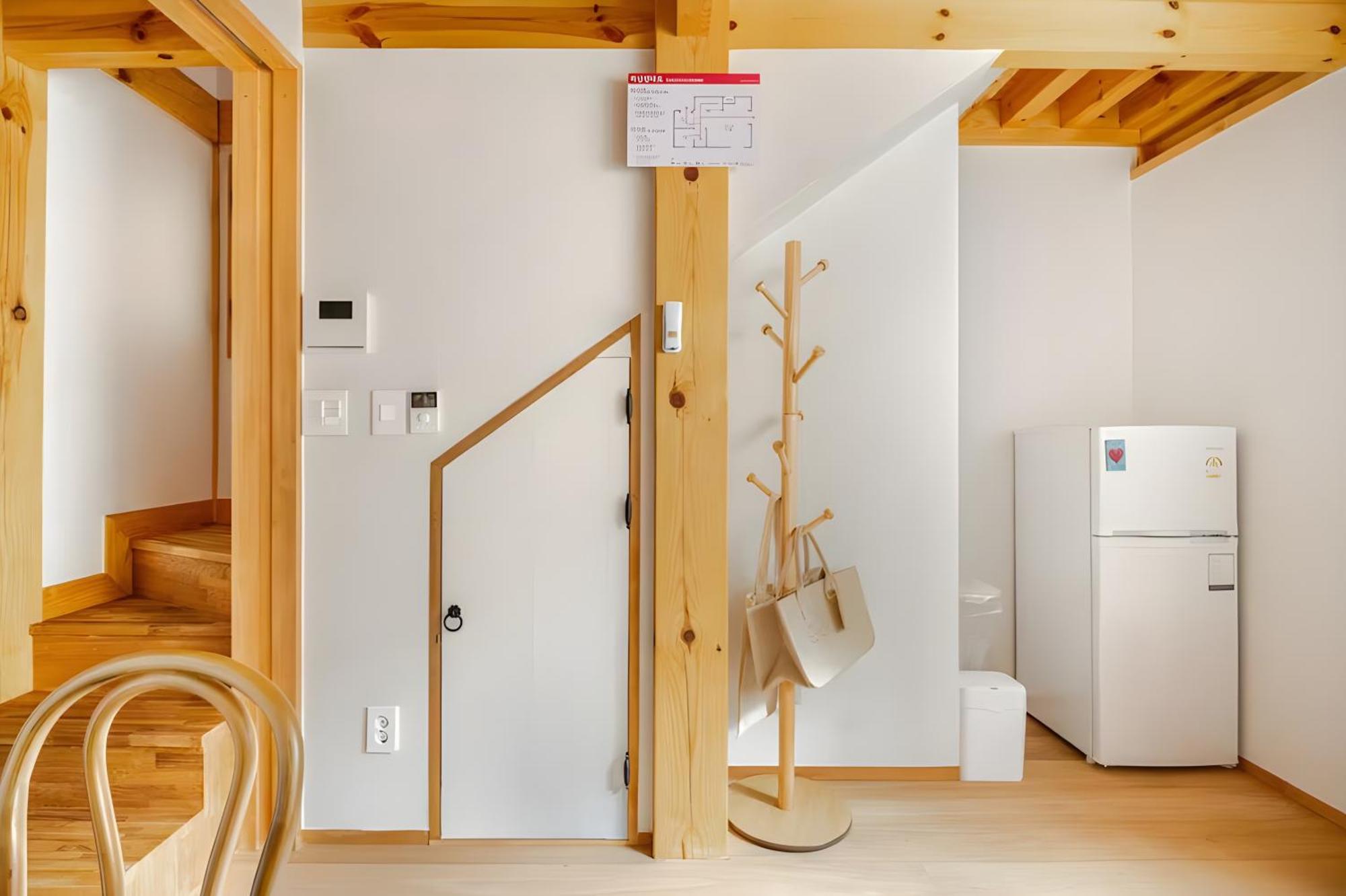 Villa Numaru Two Exclusive Entire Hanoks In Seochon *