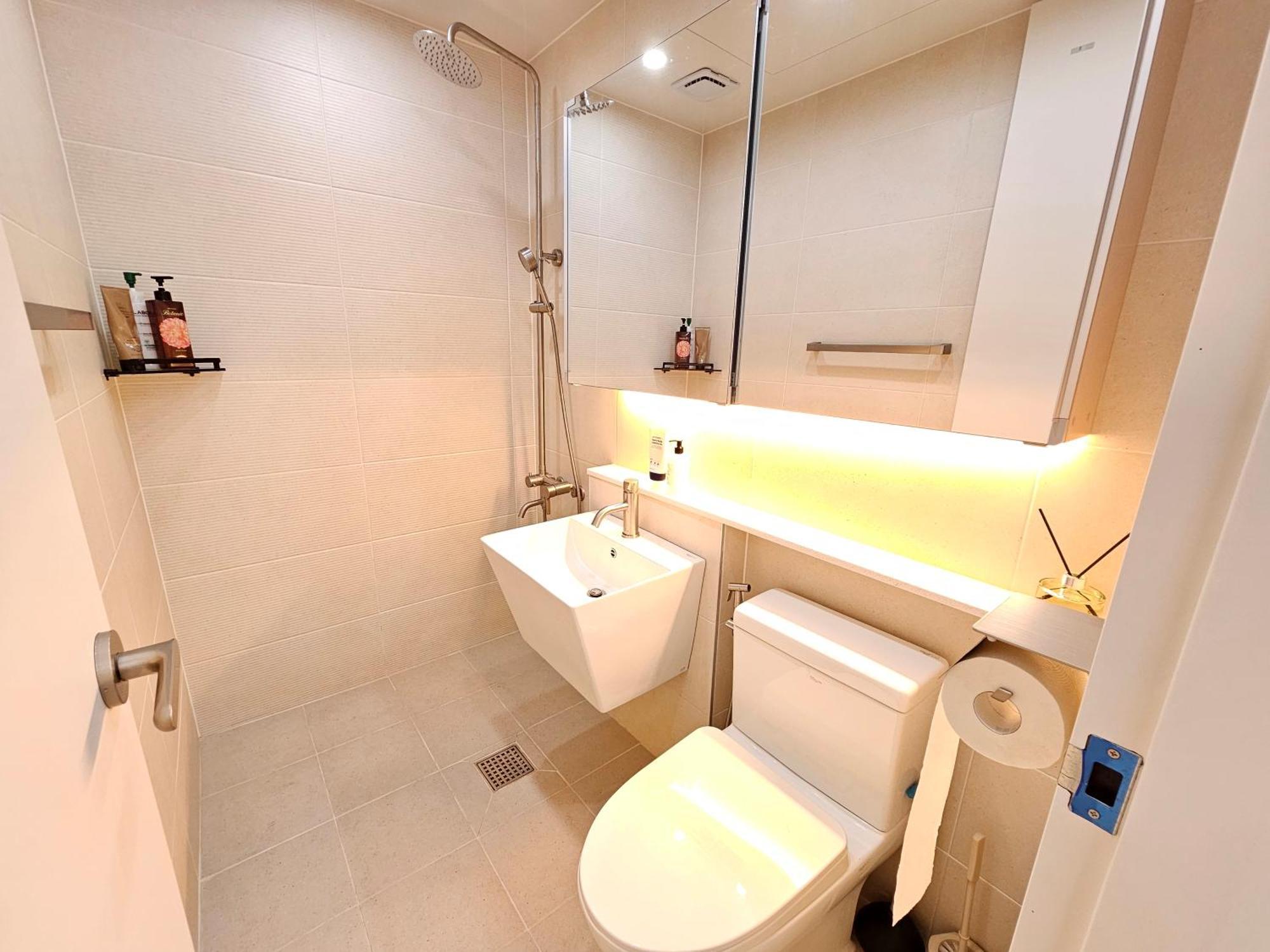 Apartment #open Special Price #double-station Area Comfortable 2-room *
