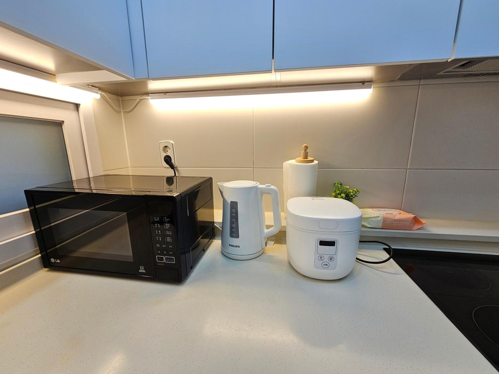 #open Special Price #double-station Area Comfortable 2-room Apartment