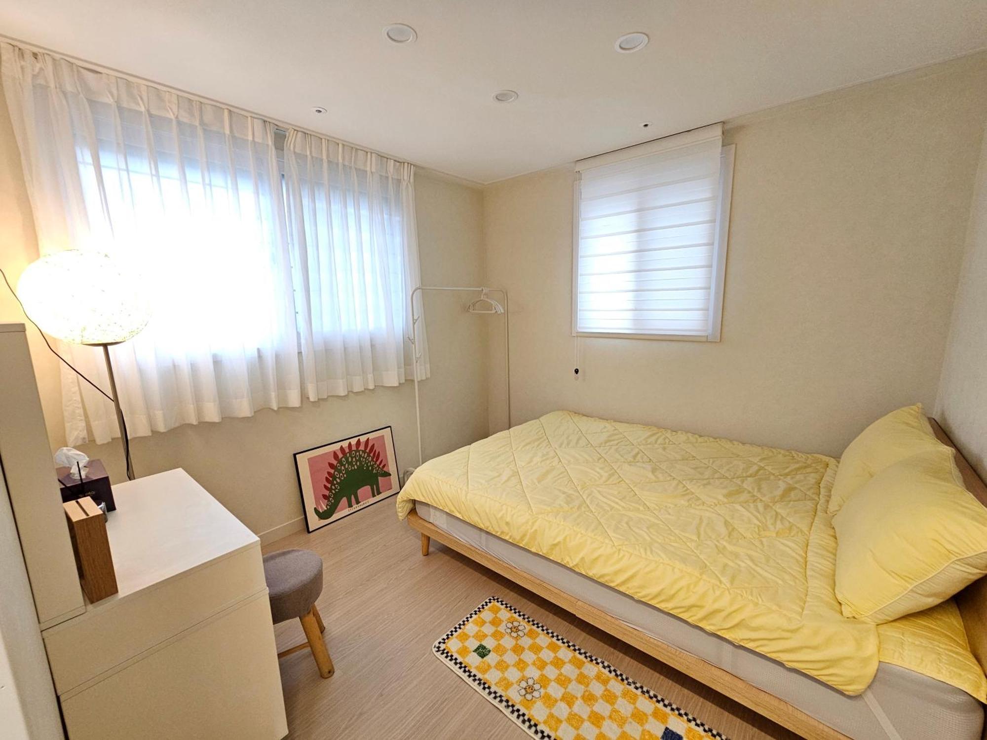 #open Special Price #double-station Area Comfortable 2-room *