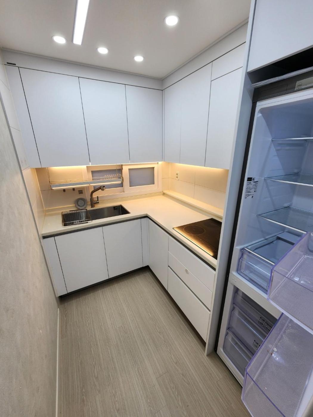 #open Special Price #double-station Area Comfortable 2-room