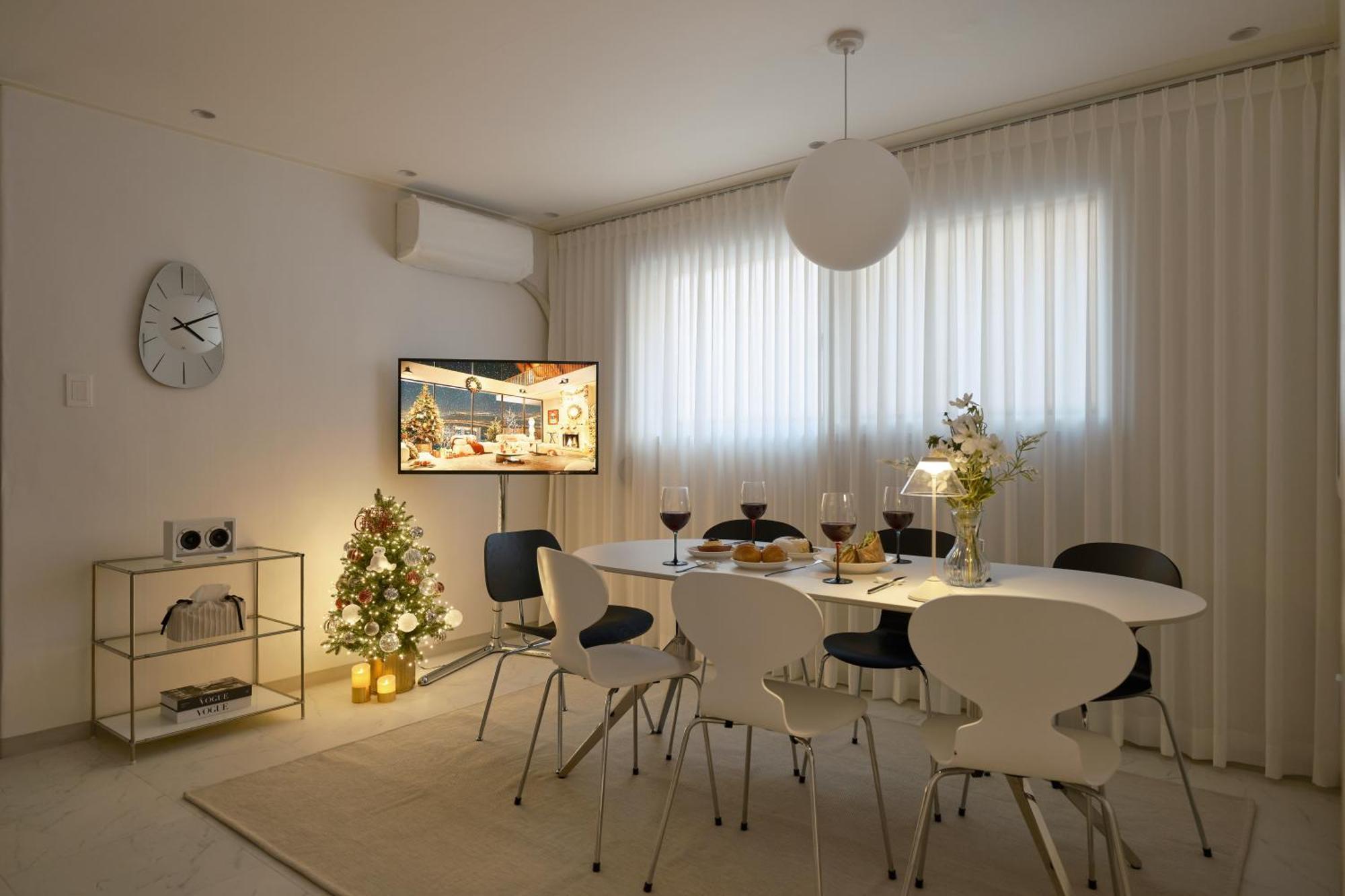 Serenoa Hapjeong Apartment Seoul
