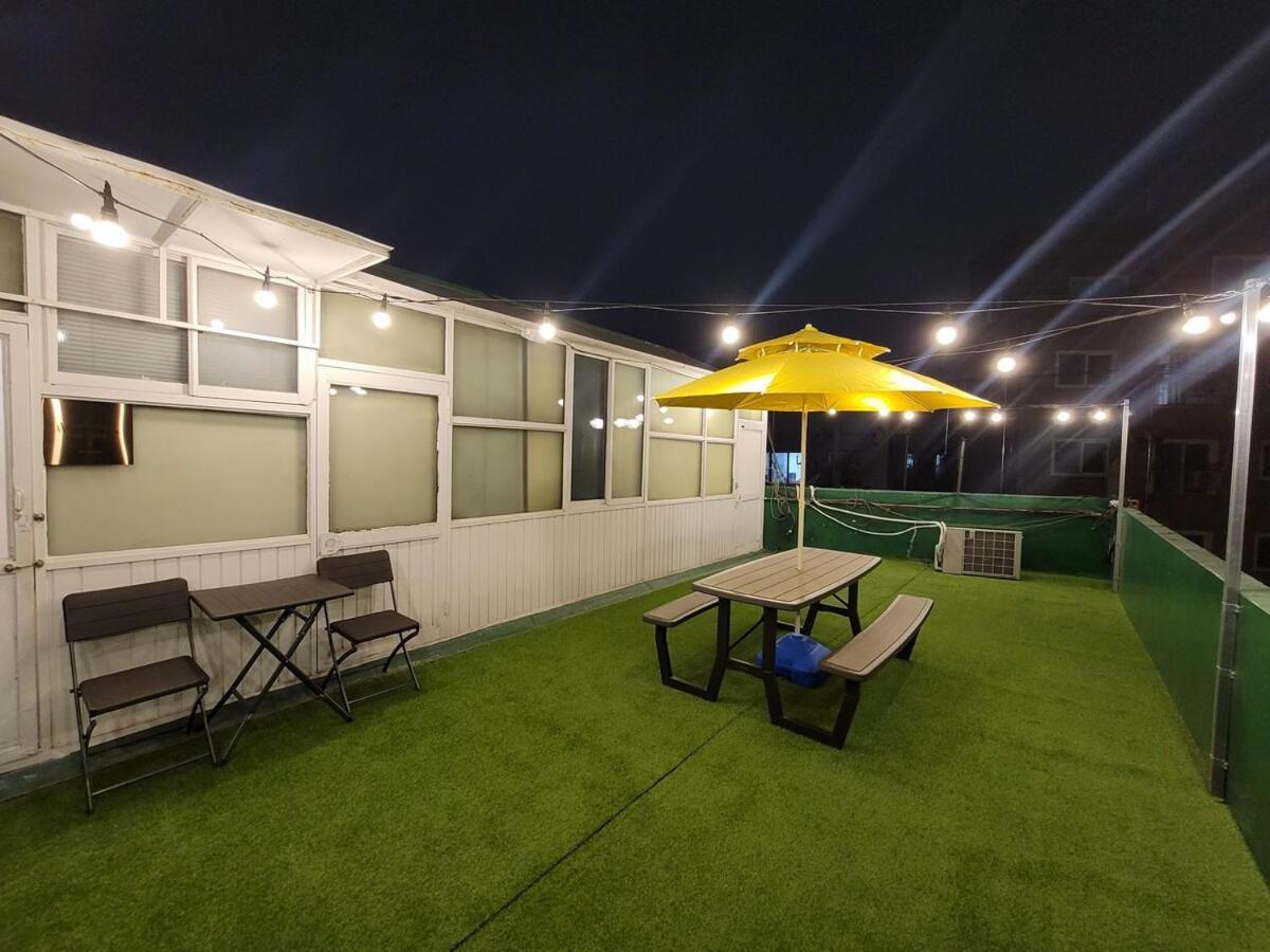 Seongsu Rooftop Apartment *
