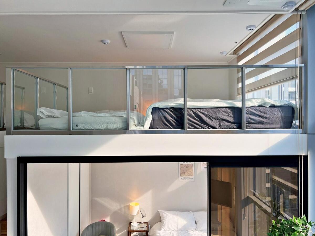 Apartamento Cozy Loft 4 Minutes Away From Myeongdong Seul