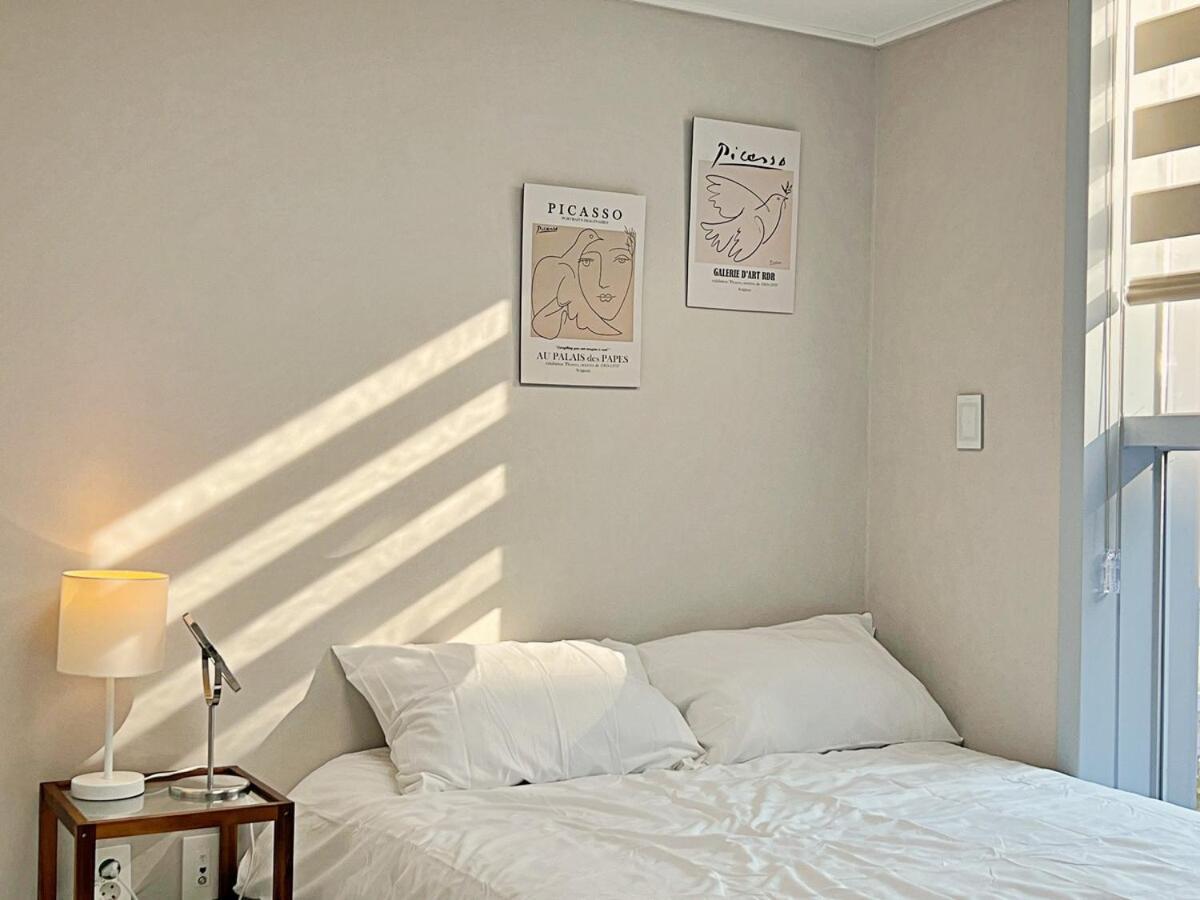 Cozy Loft 4 Minutes Away From Myeongdong * Seul