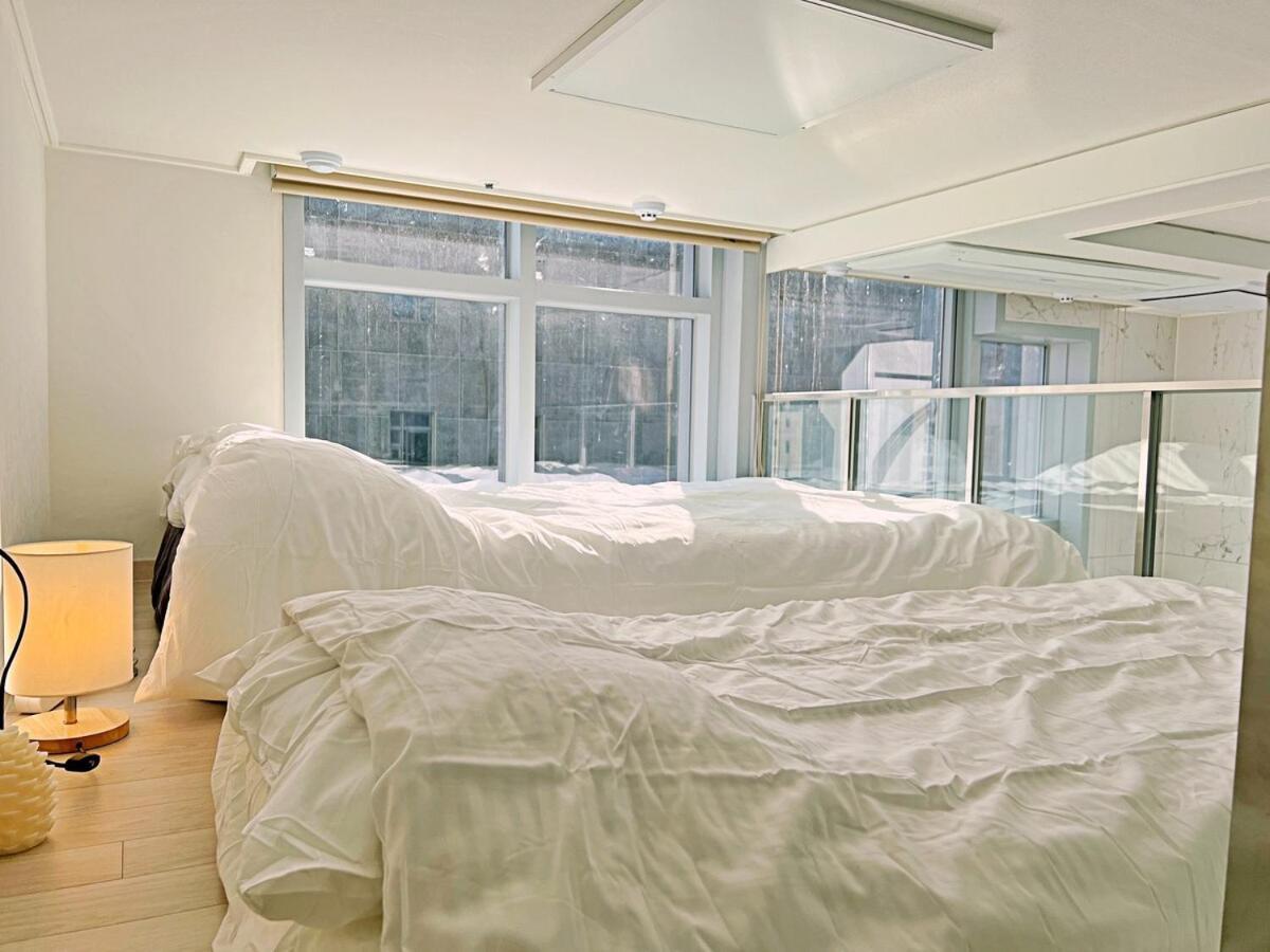 Apartamento Cozy Loft 4 Minutes Away From Myeongdong Seul