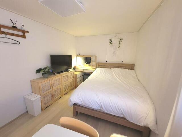 Apartment Hanok House Station *