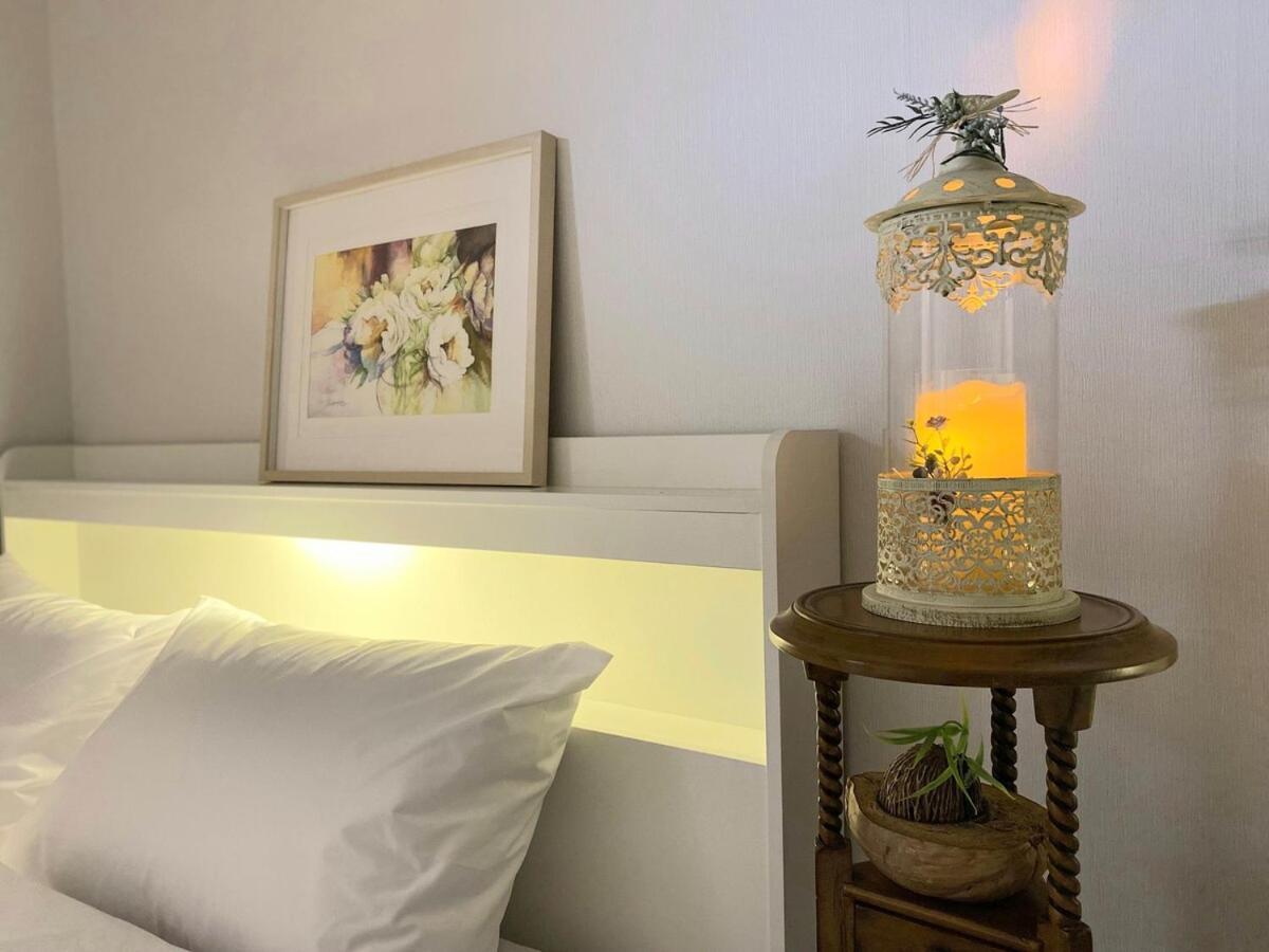 Apartment Hongdae 5 Minutes, Sangsu Station 2 Minutes, Maximum 6 People, 3 Queen Beds, Free Luggage Storage Seoul