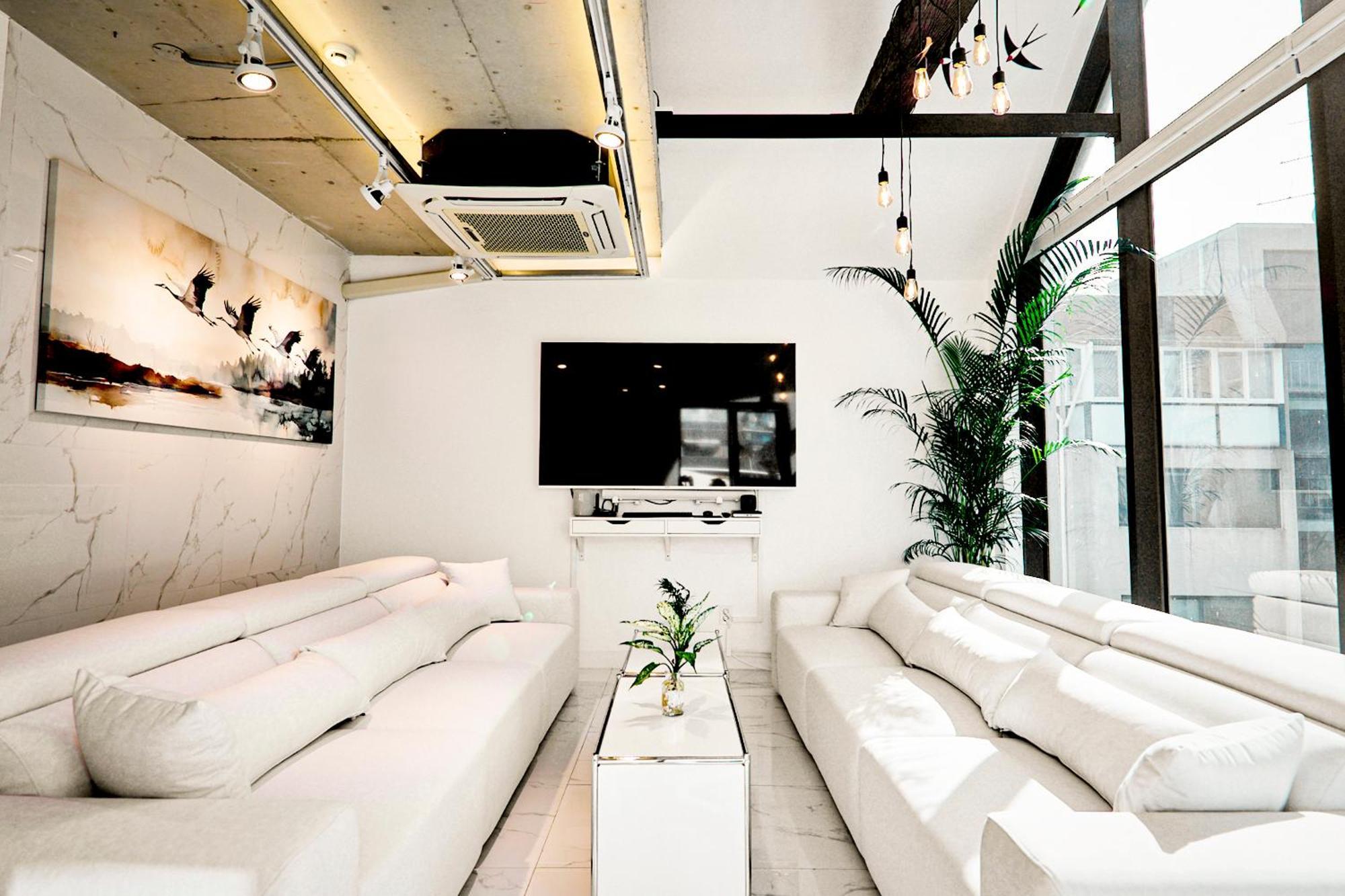 Fb Tailored Service Near Hongik Univ Station Seoul