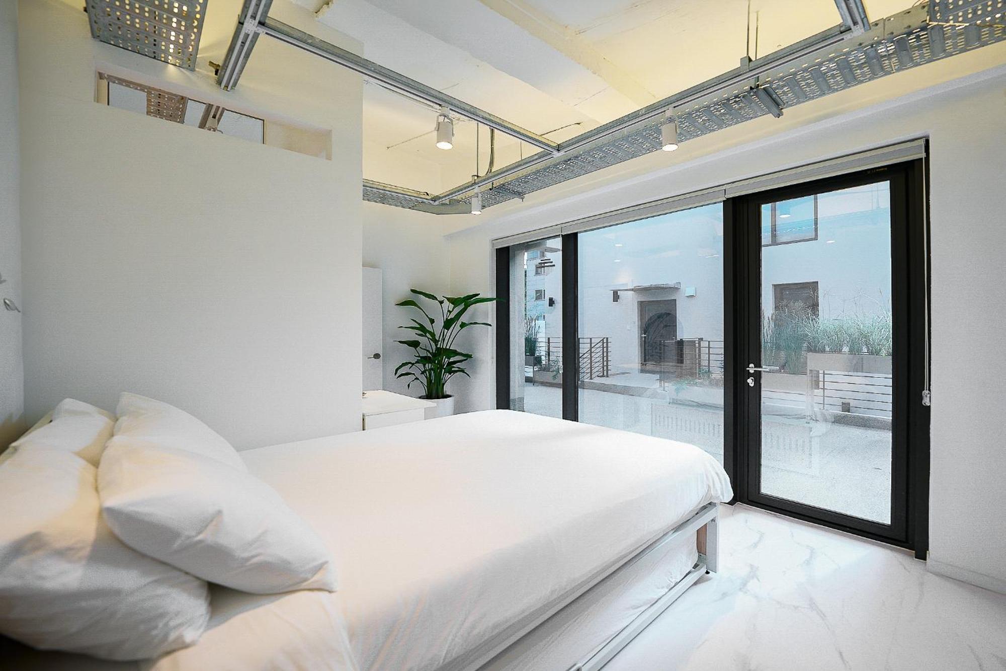 Fb Tailored Service Near Hongik Univ Station Holiday home