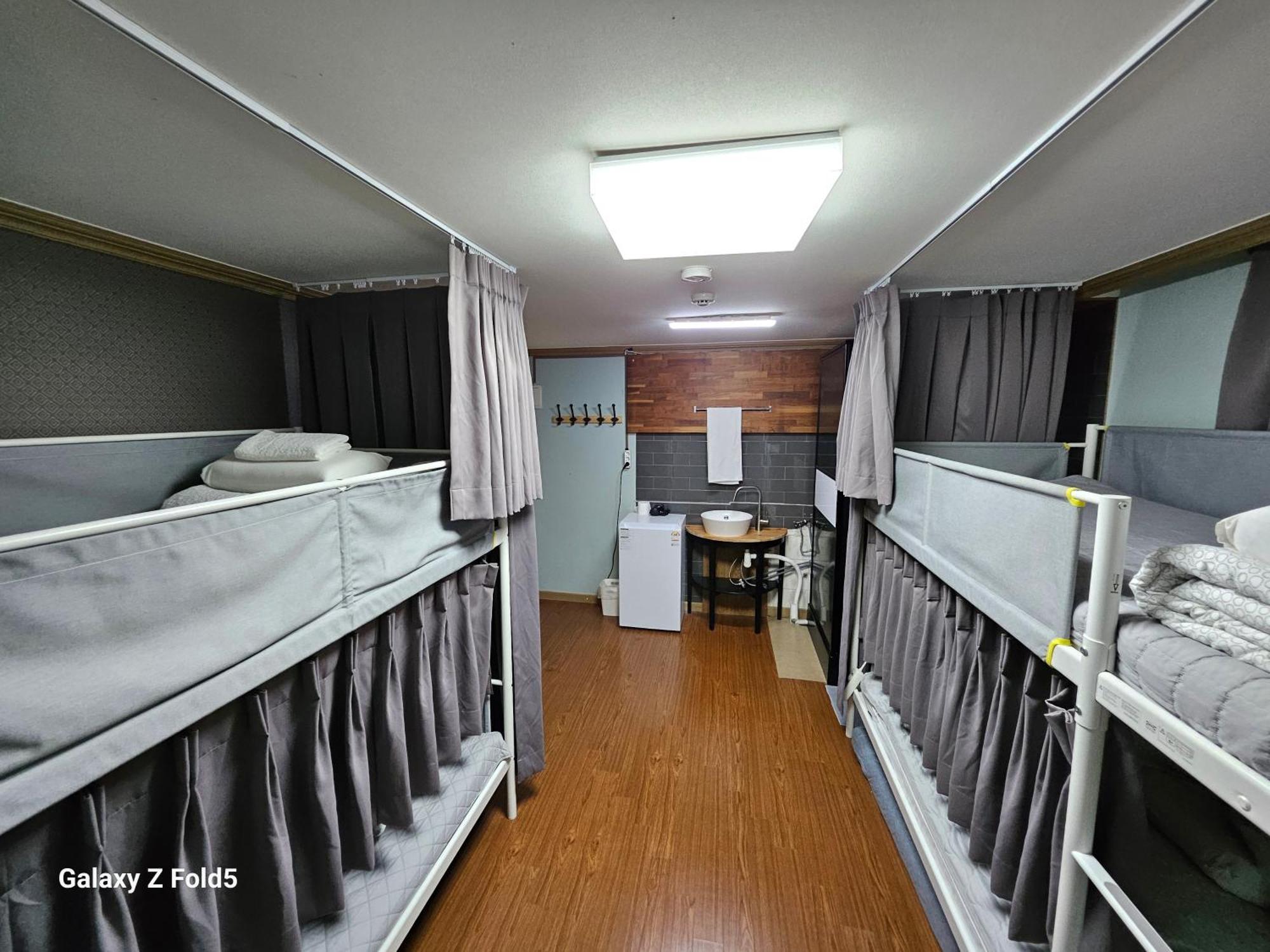 Y's House Guest house