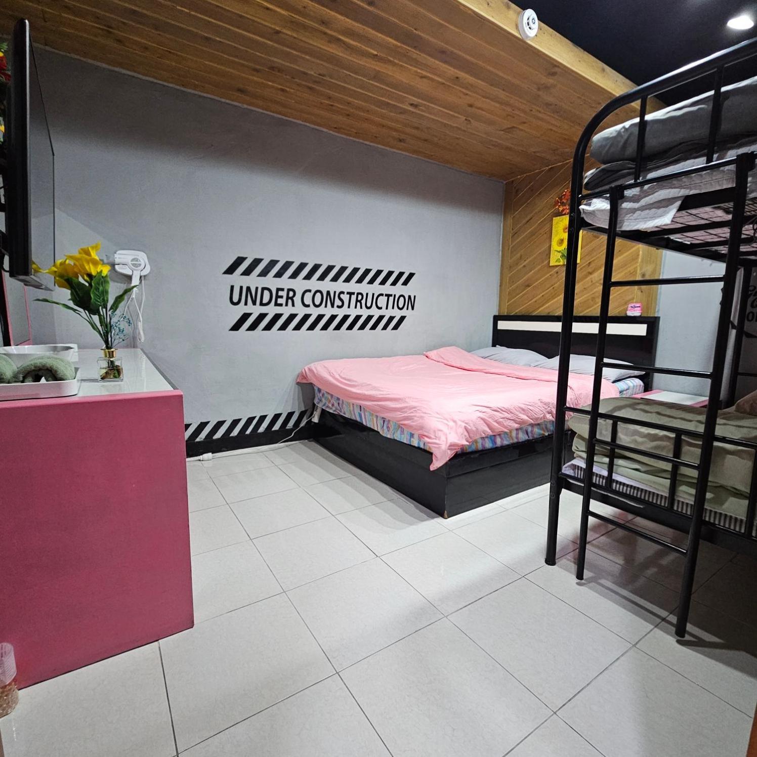 Long Sinchon Hongdae Hostel Seoul