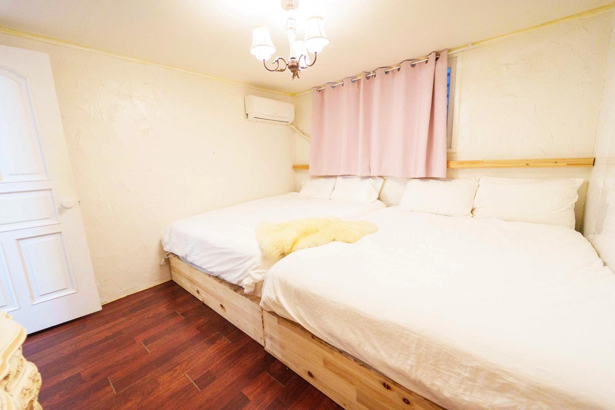B-gu & Anne House Hongik Station Apartment *