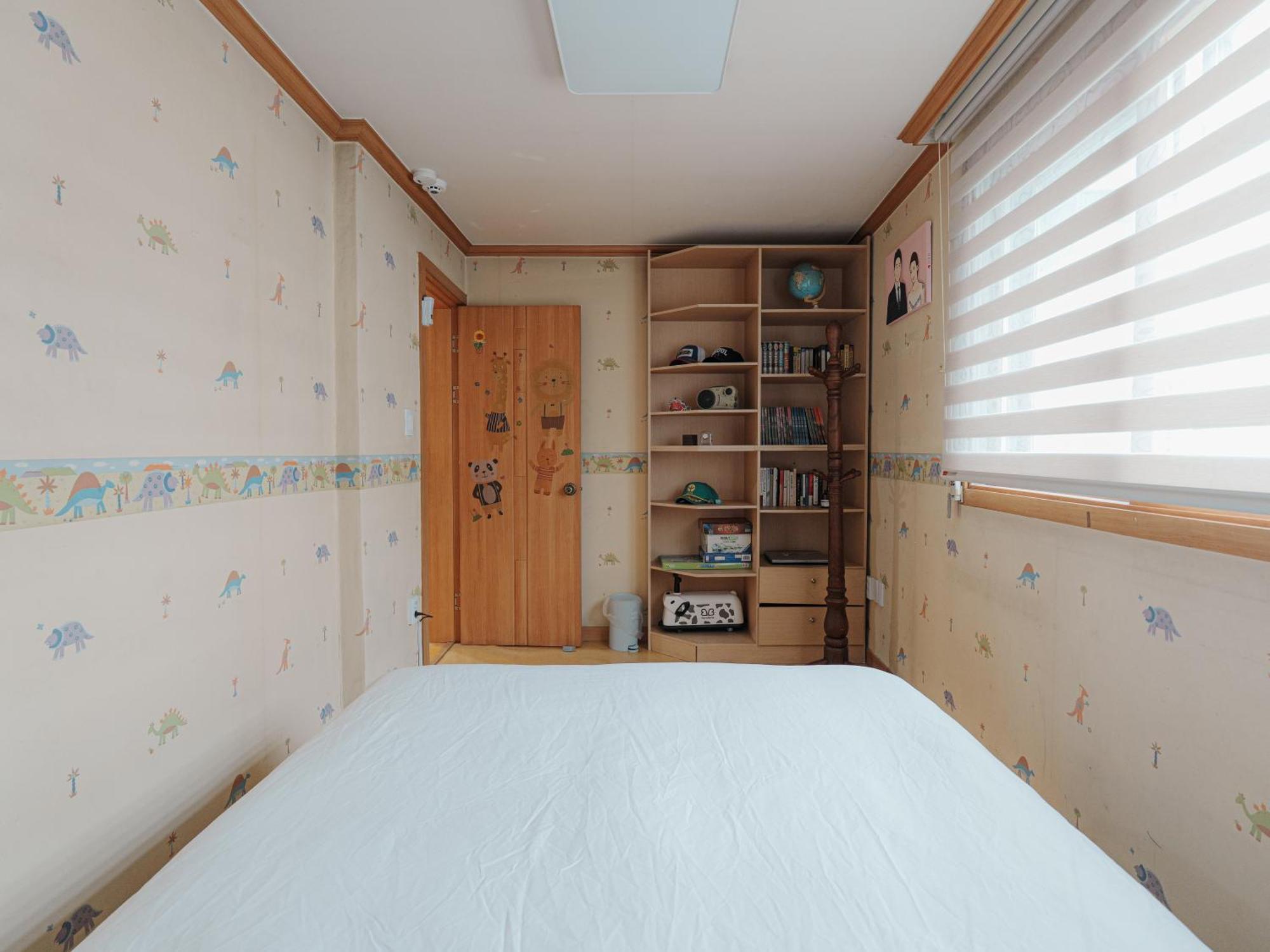 Comfortable Home 10 Min From Hongik University, 5Min From Gajwa Station With Baby Products, 4 Bedrooms 8 People Apartment