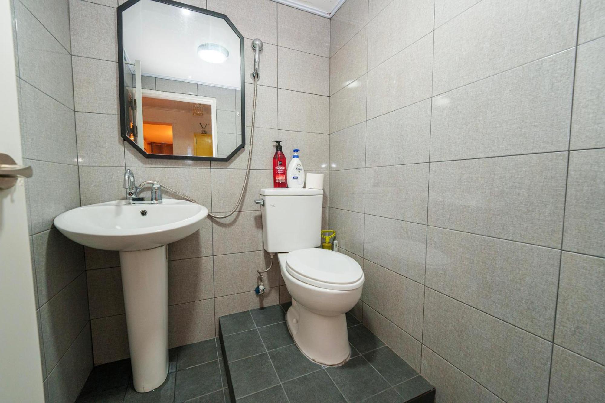 3-gu&anne House Hongdae 6room & 4bath House *