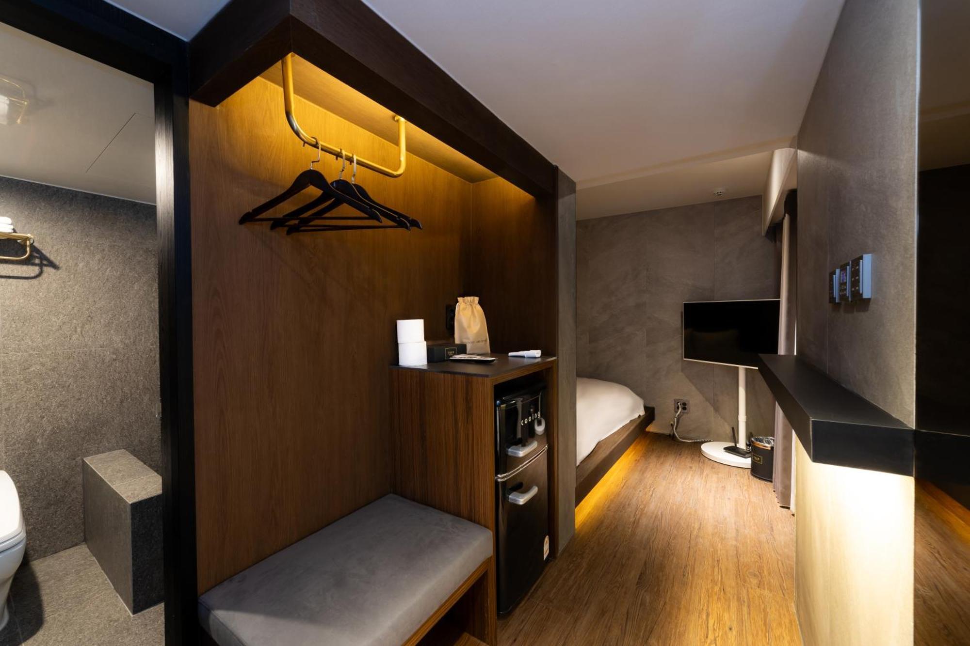 Hotel Guwol Seoul