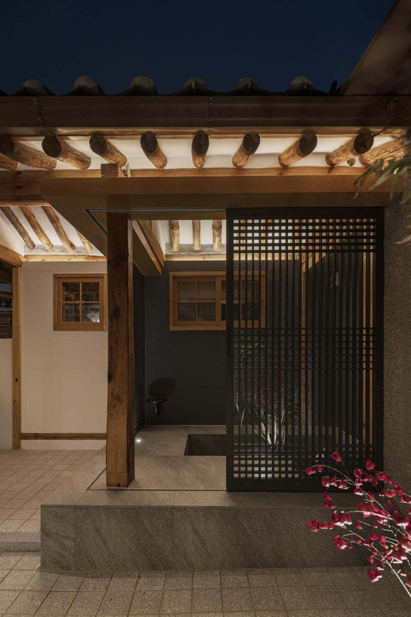 Nostalgia Hanok Seul
