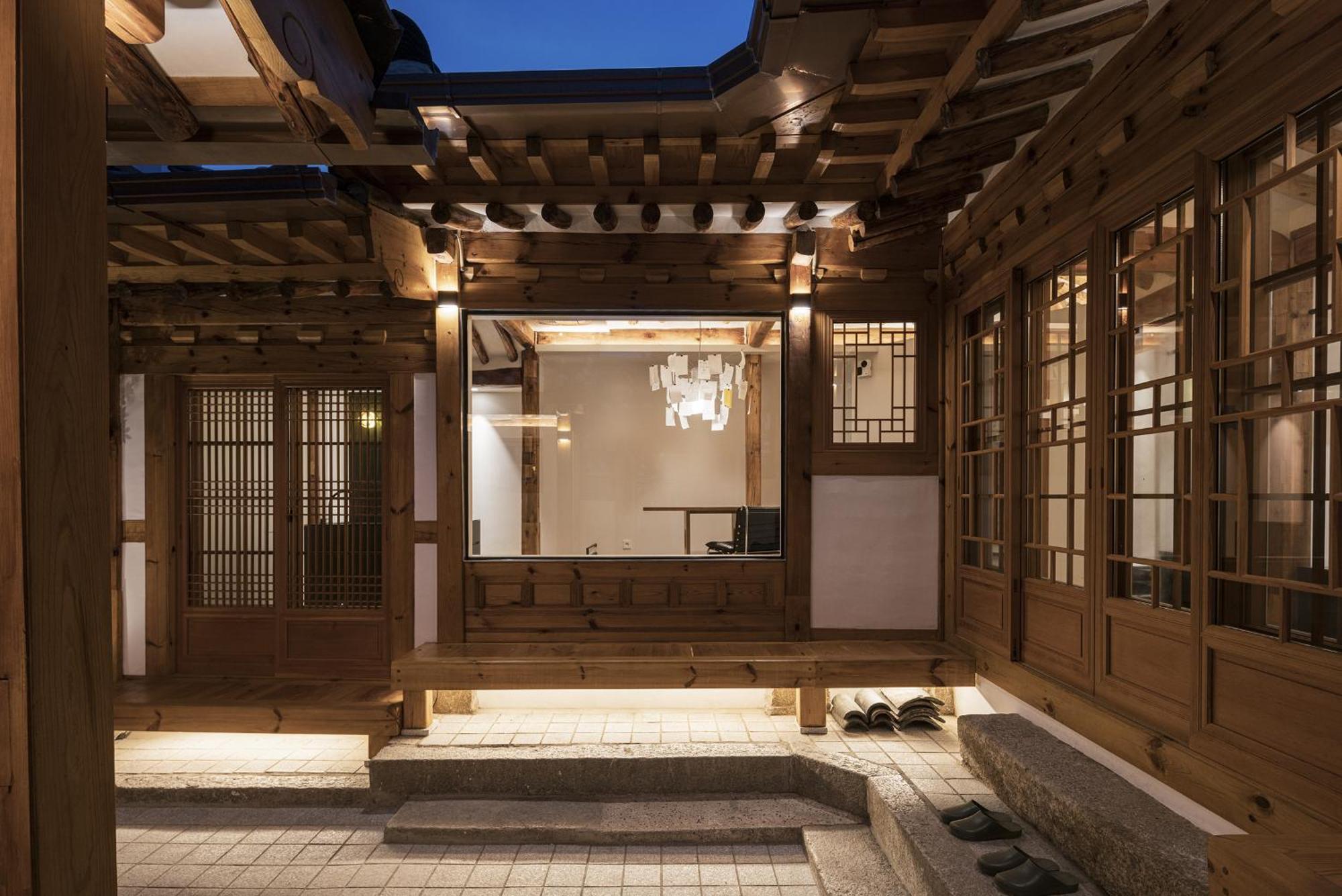 Nostalgia Hanok 5* Seul