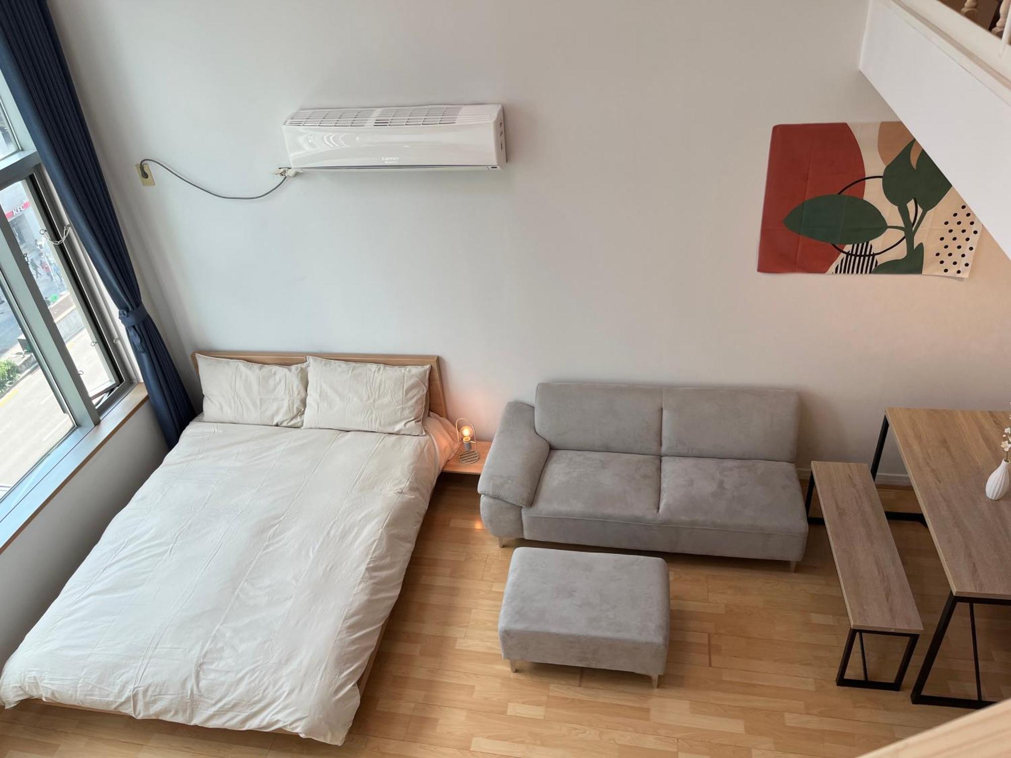 Apartment Hongdae Station Loft