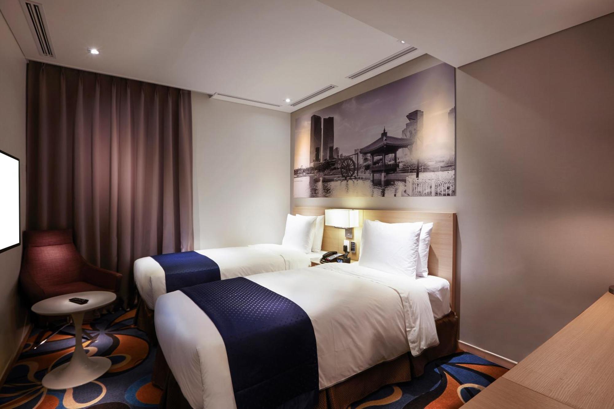 Travelodge Myeongdong Euljiro 4* Seoul