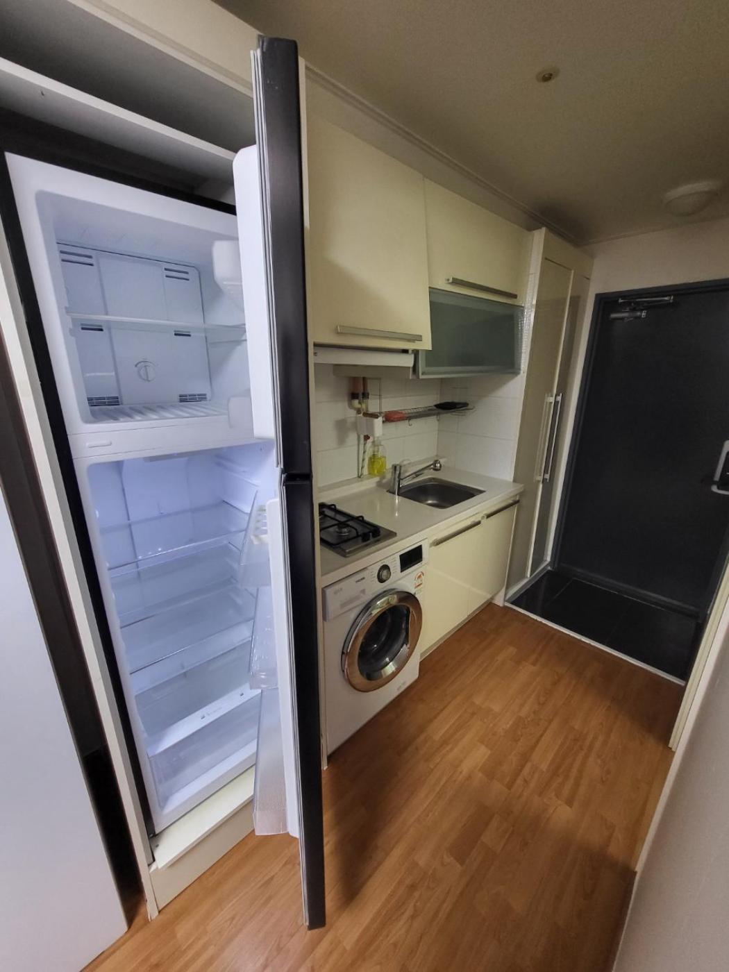 Apartment 2-2401 #gangnam Stn, 5-min #yeoksam Stn, 3-min #ott #concierge Gangnam Managed Seoul