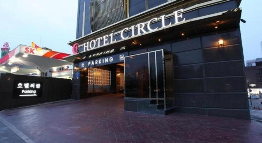 Circle 2* Seoul