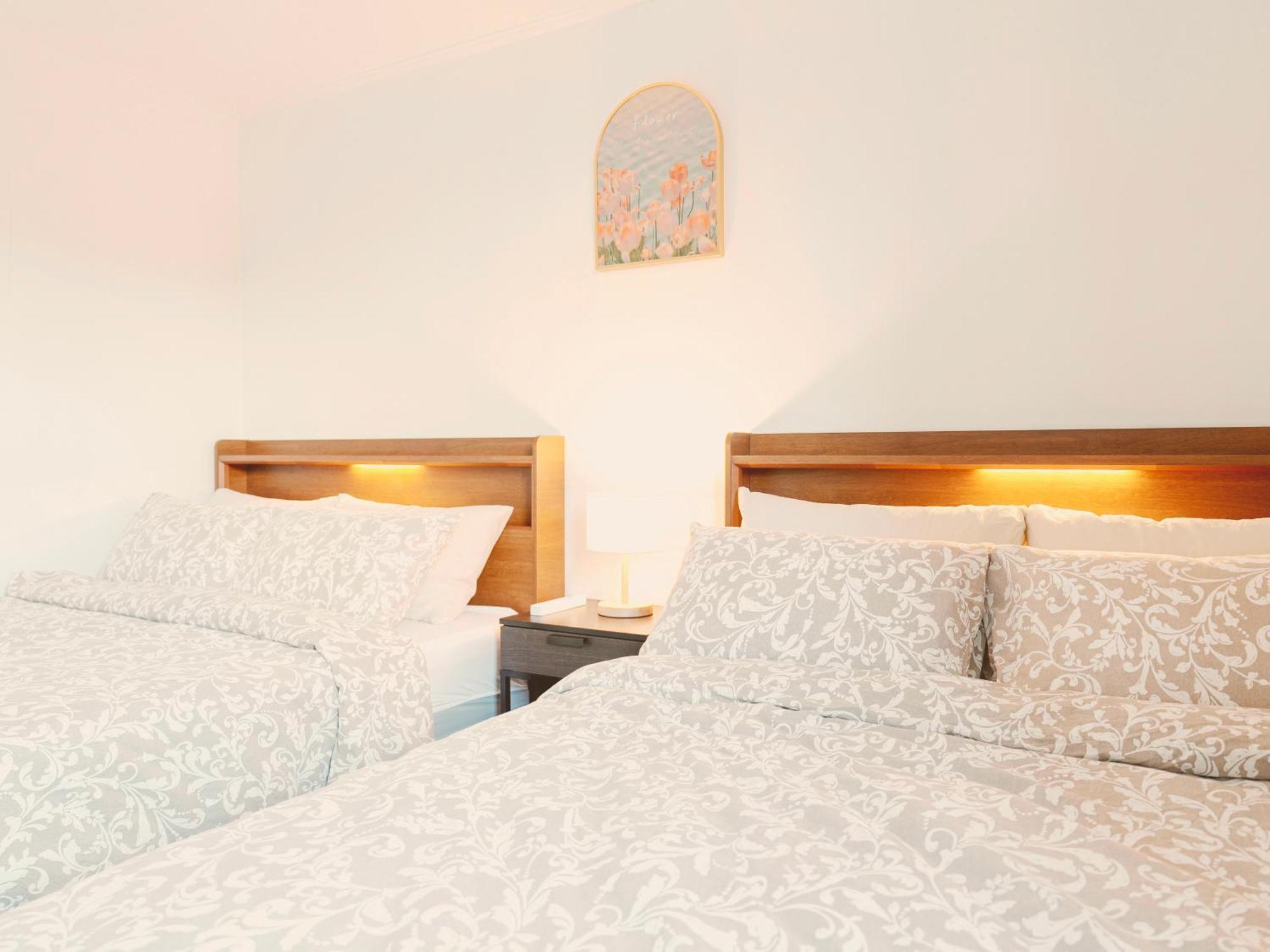 Villa Joy-30sec From Hongdae Subwaystop-elevator *