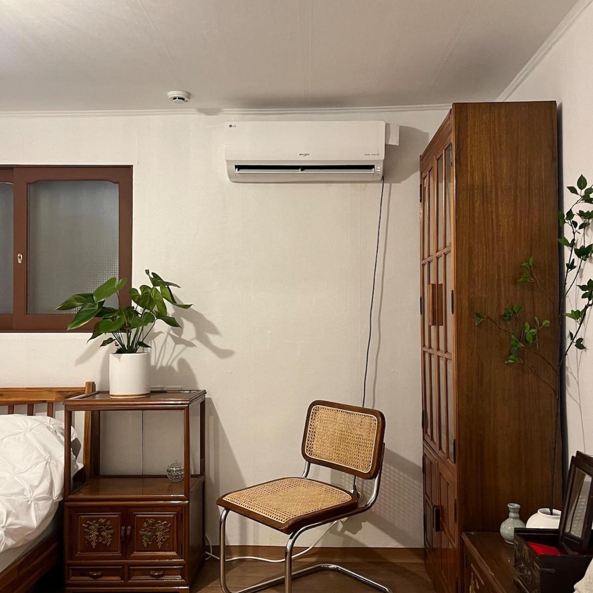 Homigraound Yeongdeungpo Apartment Seoul