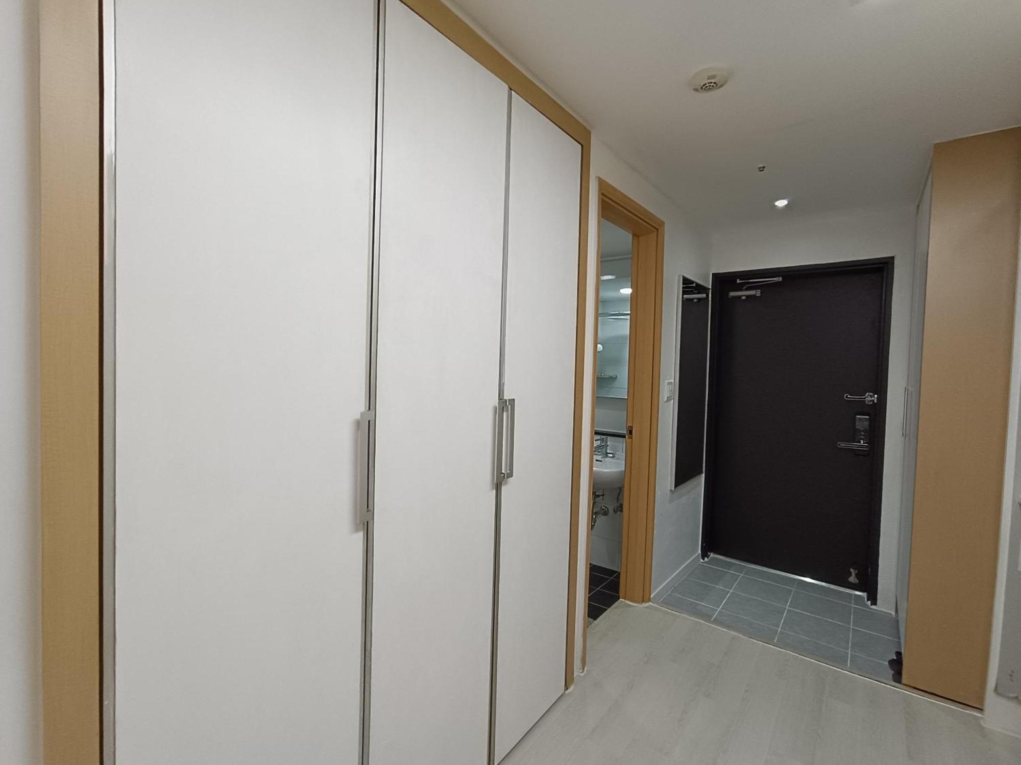 Apartment Minimalism 6 Next To Gimpo Airport