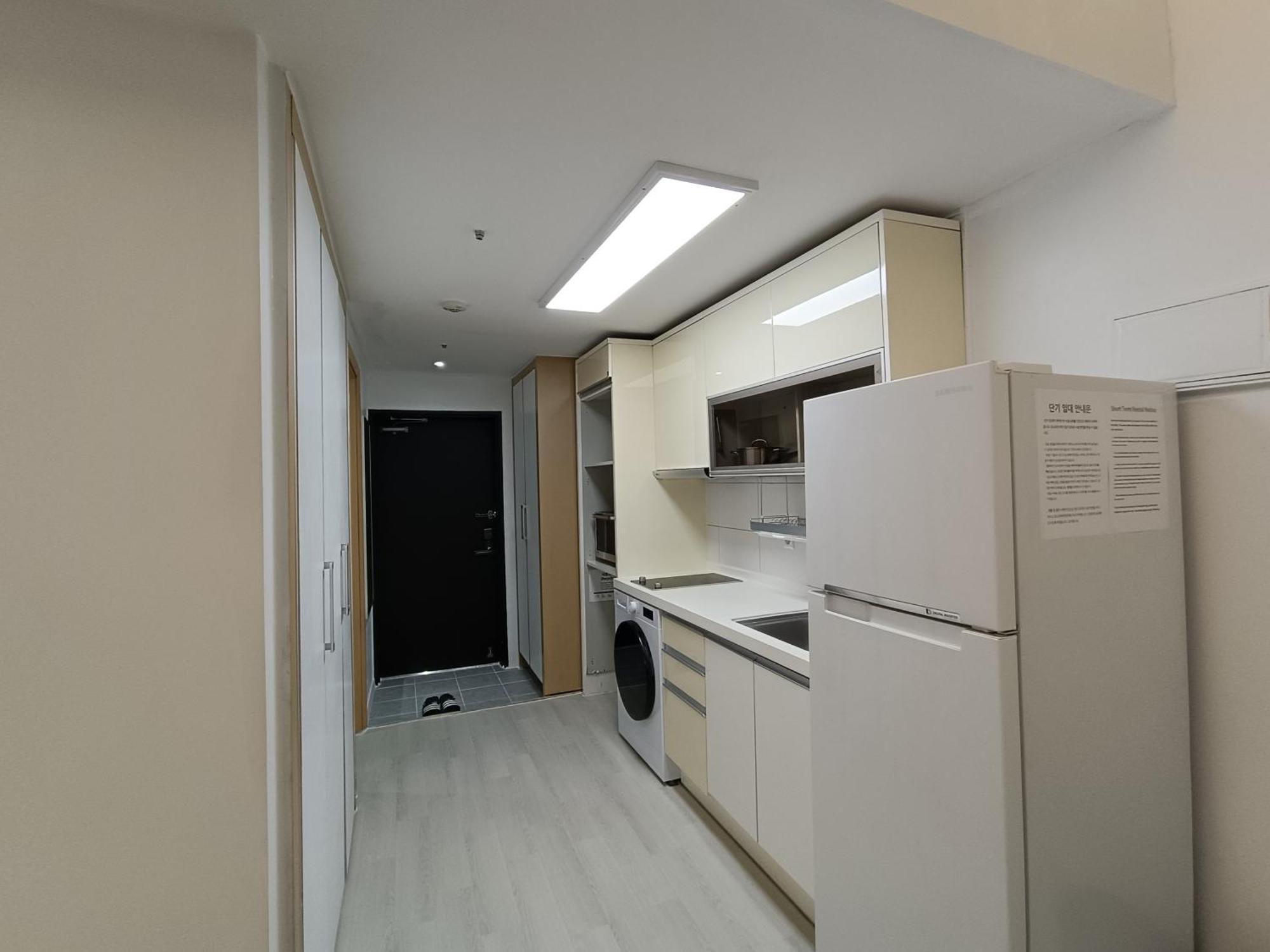 Apartment Minimalism 6 Next To Gimpo Airport *