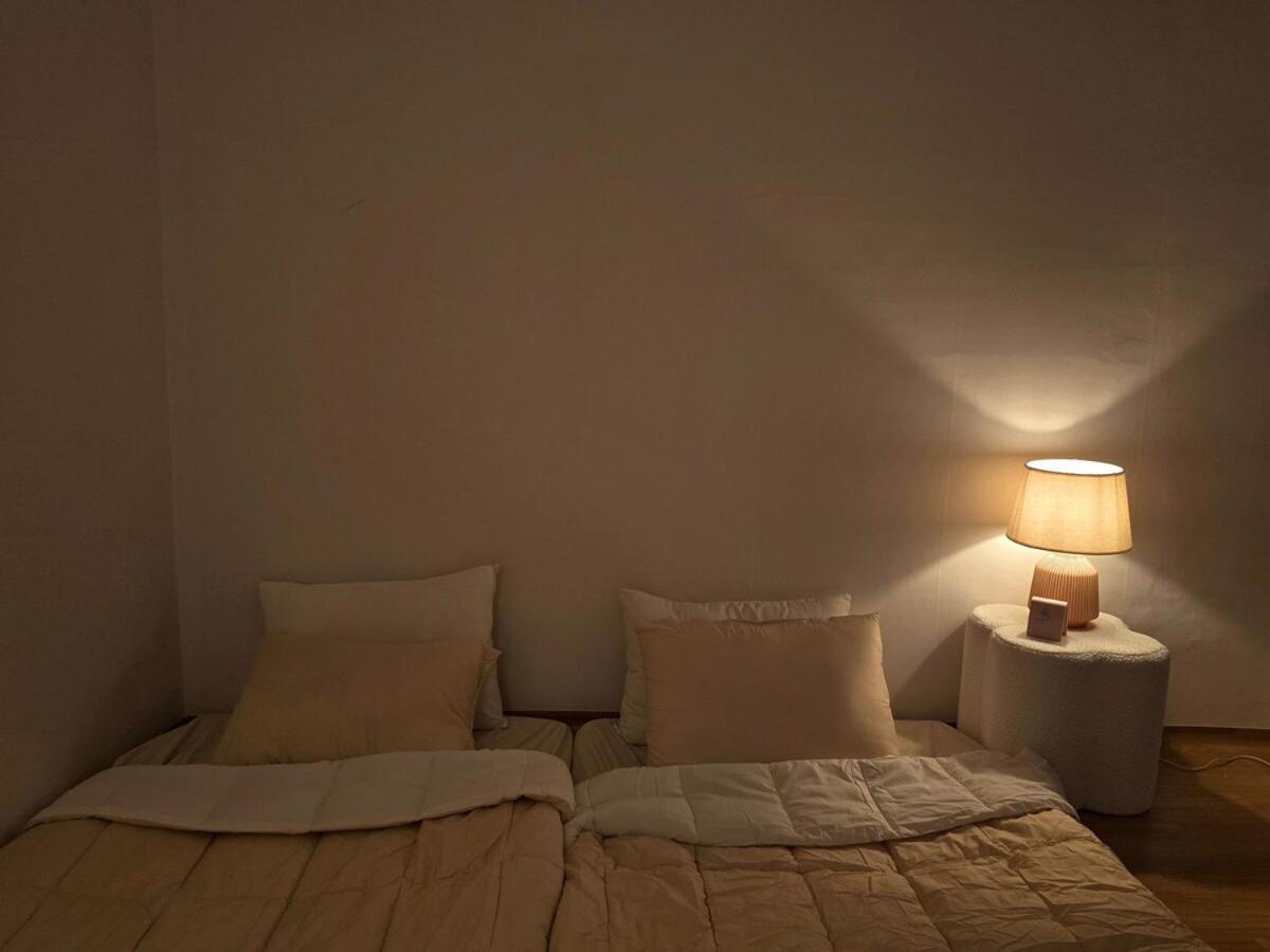 # Itaewon 10 Minutes On Foot # Hangangjin Station 3 Minutes # Hannam Hot Place # Private 3 Person Single 2 Seoul