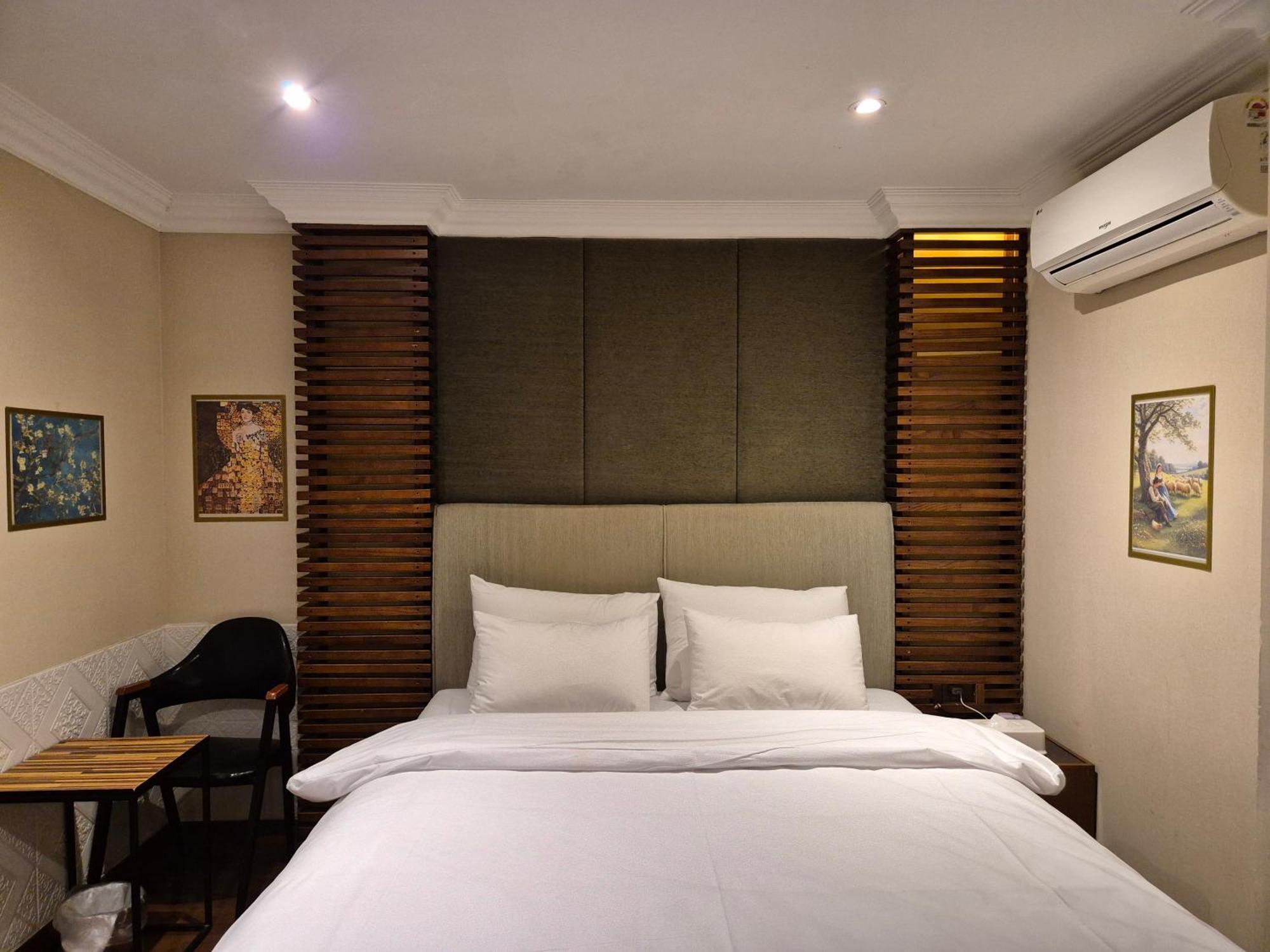 Motel New Day Gangnam Seoul