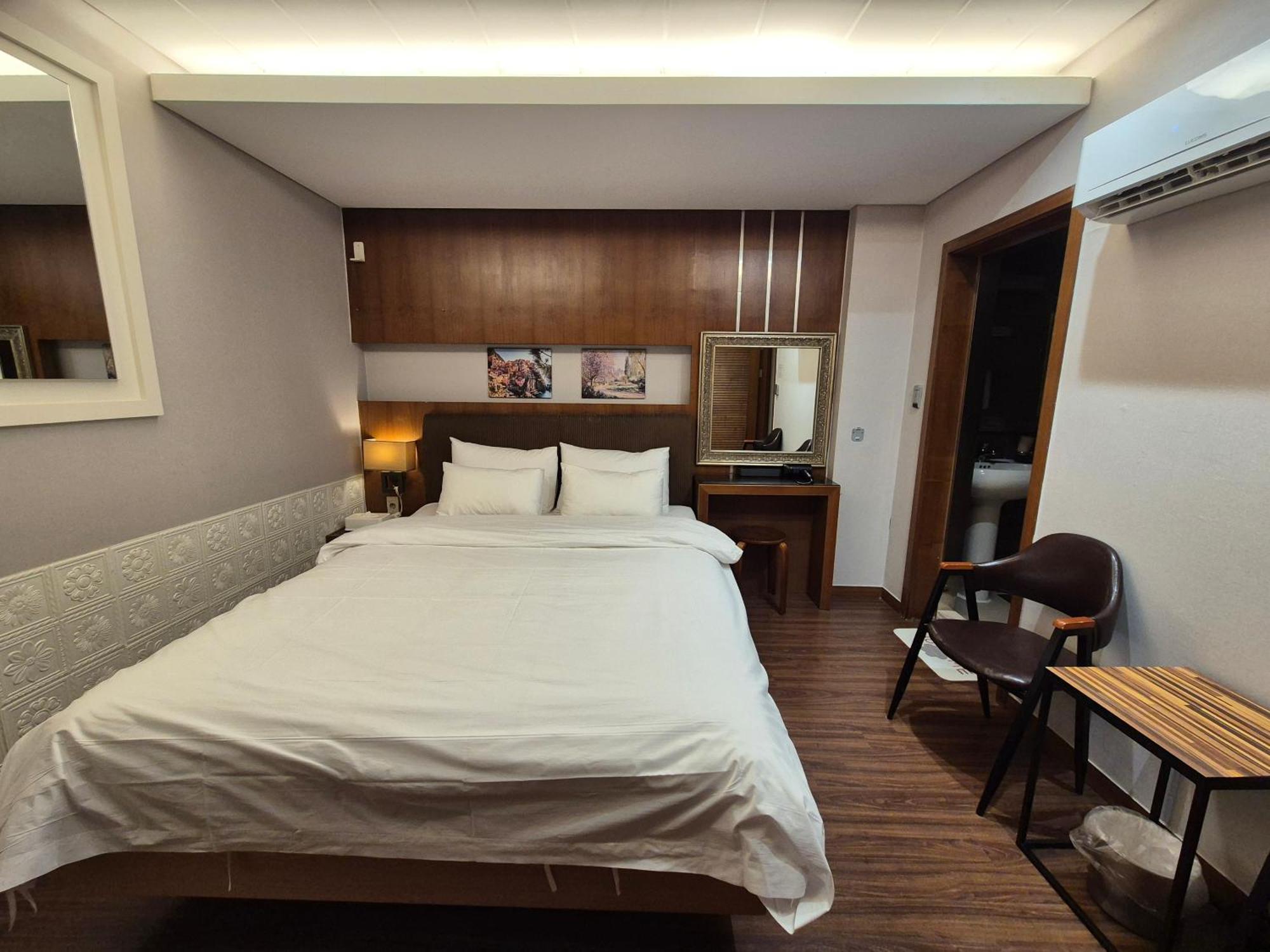 Motel New Day Gangnam