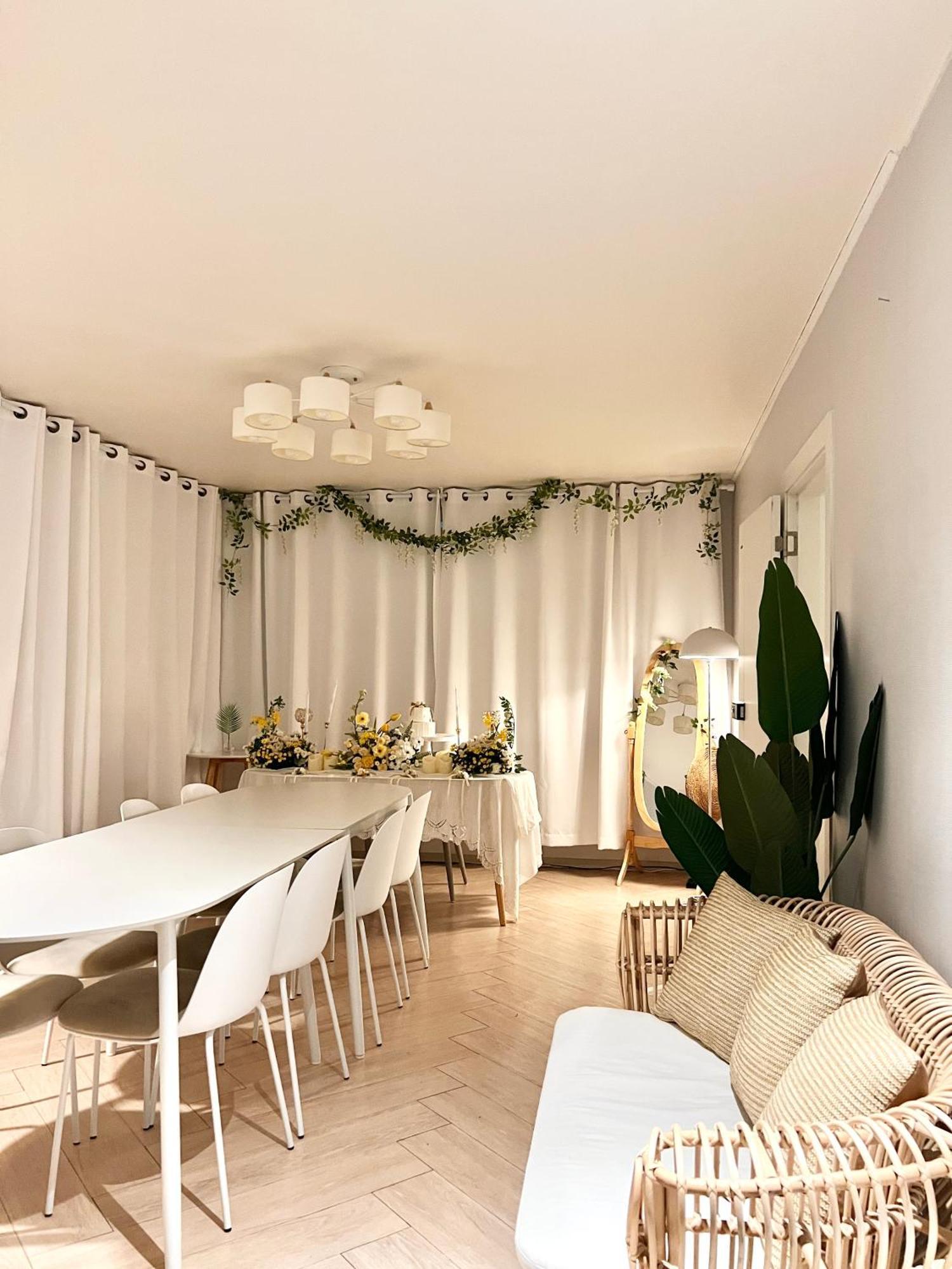 Center Of Gangnam 2rooms&2bathrooms Apartment Seoul