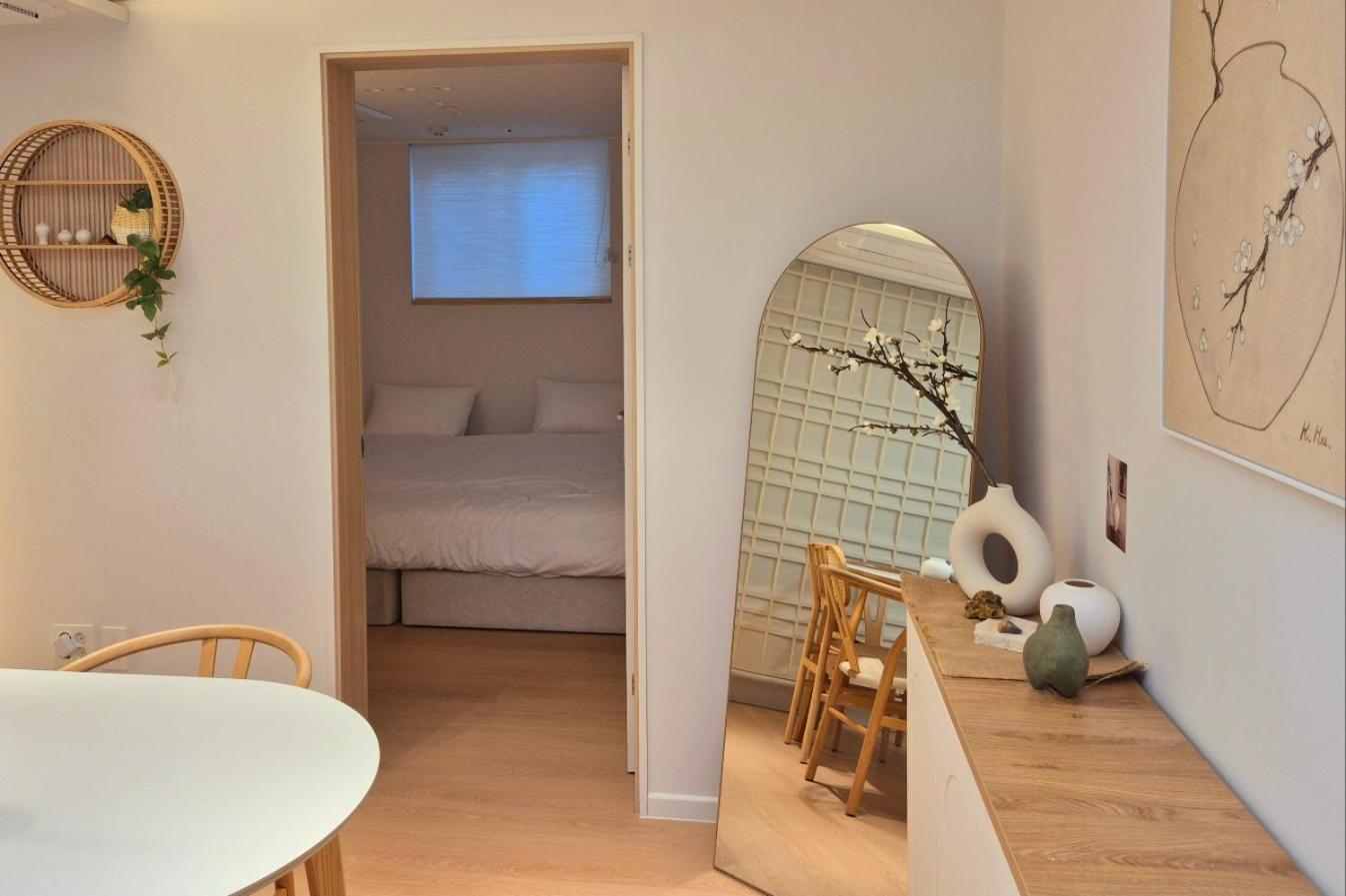 Urban Corner New Building 2 Rooms, 1 Living Room, 1 Kitchen # Seokchon Cherry Blossom # Lotte World # Kspo * Seoul
