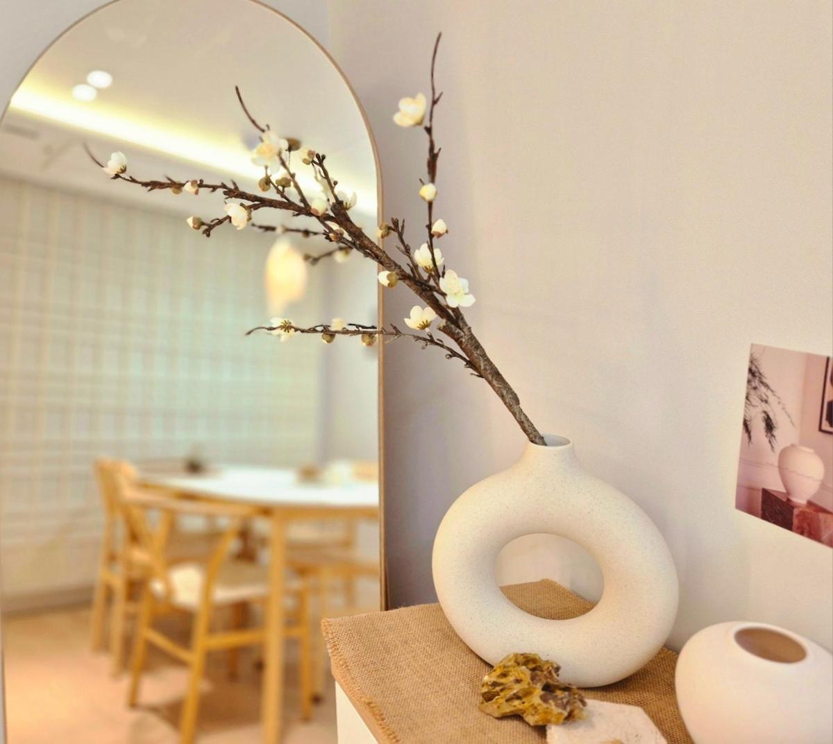 Urban Corner New Building 2 Rooms, 1 Living Room, 1 Kitchen # Seokchon Cherry Blossom # Lotte World # Kspo Villa