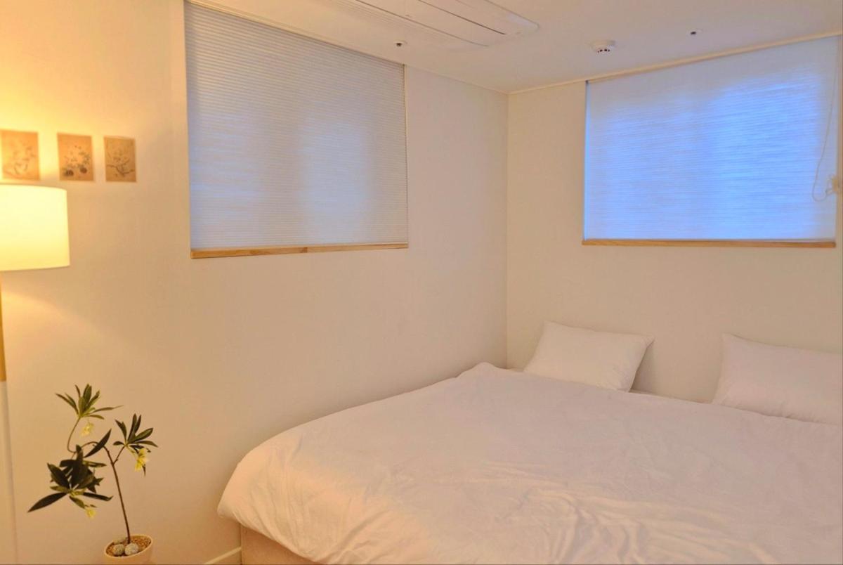 Urban Corner New Building 2 Rooms, 1 Living Room, 1 Kitchen # Seokchon Cherry Blossom # Lotte World # Kspo Villa *