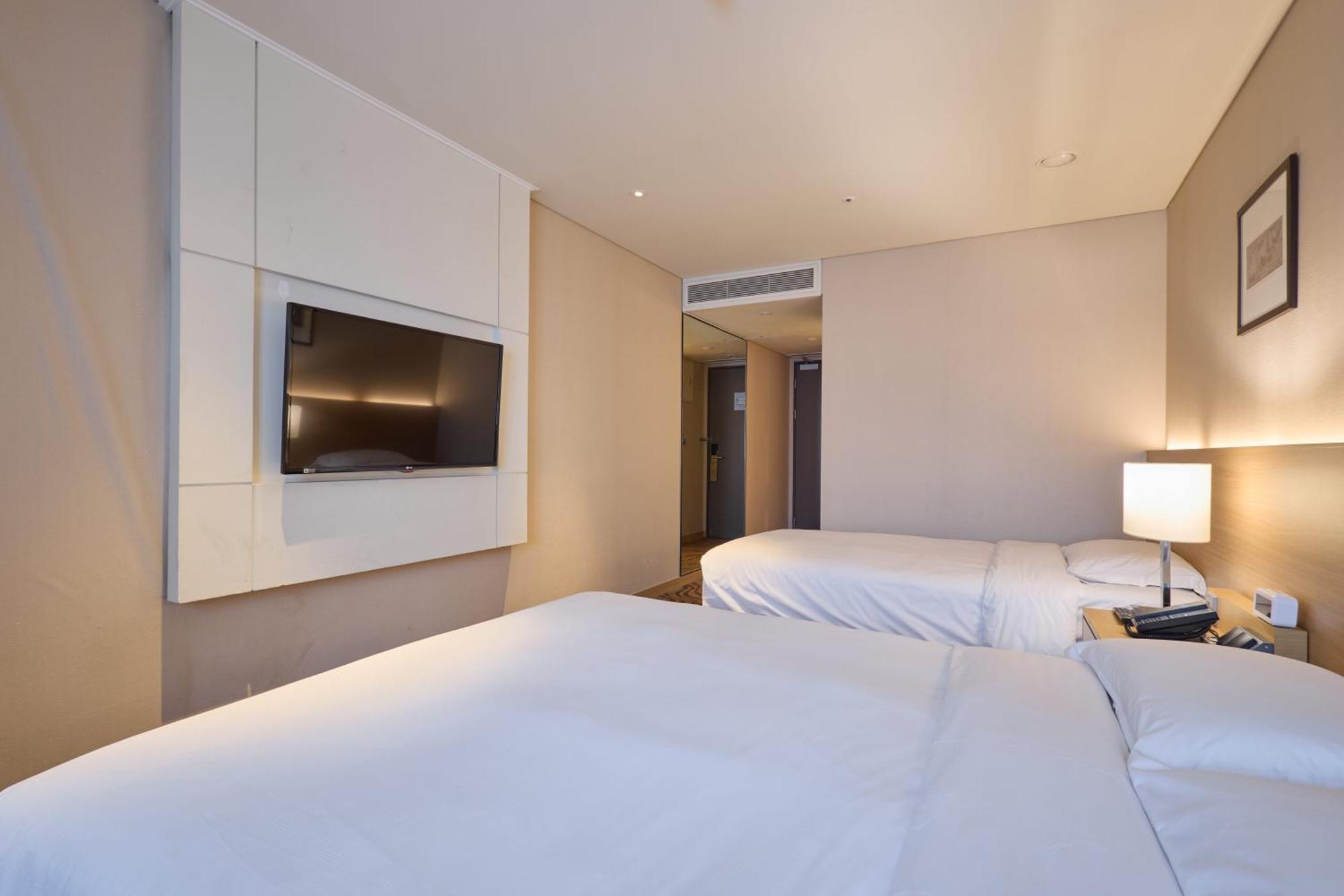 Summit Dongdaemun Hotel
