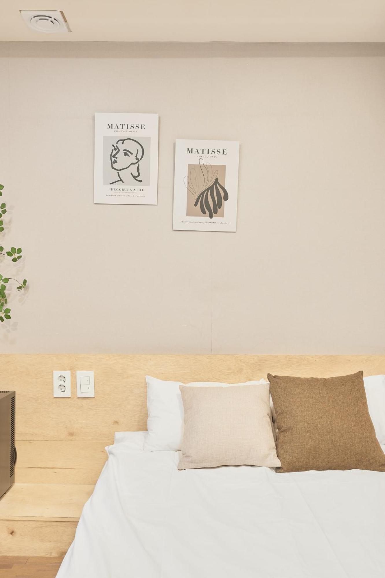 Guest house Dawoo House 2 In Hongdae Seoul