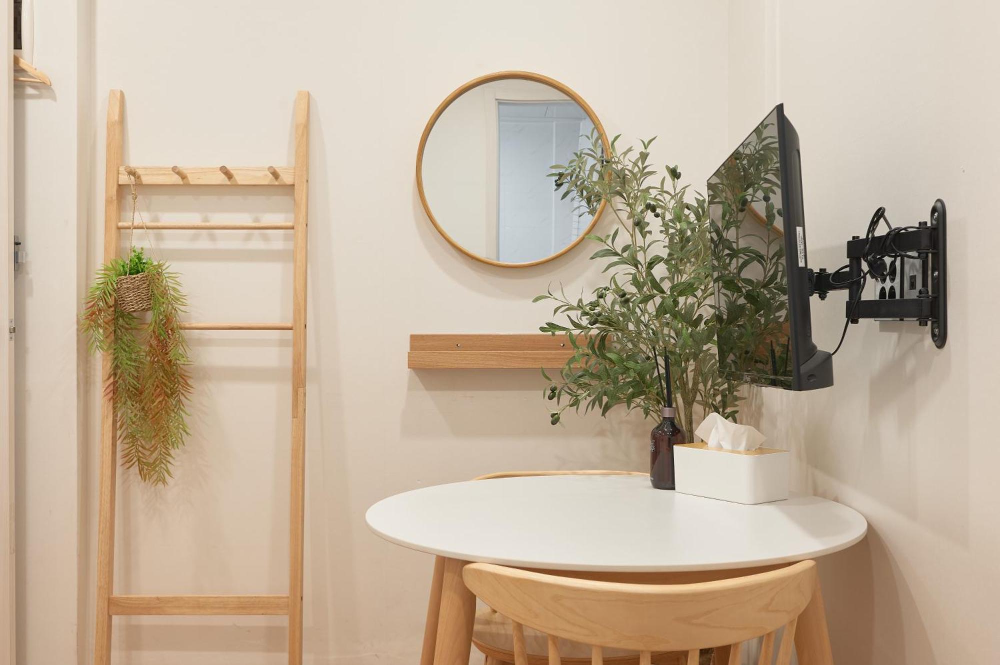 Dawoo House 2 In Hongdae