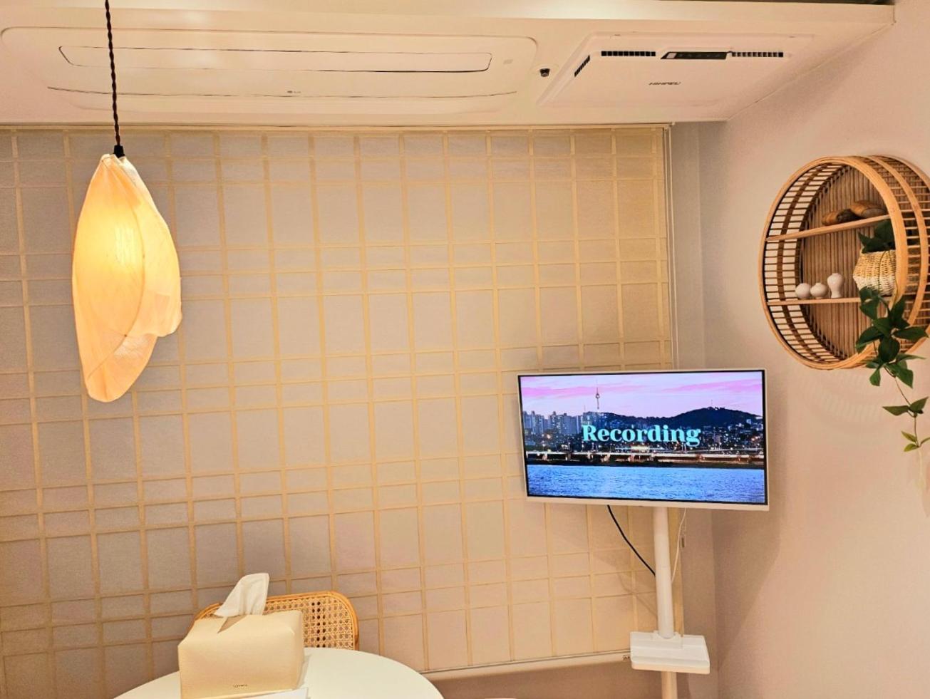Urban Corner New Building 2 Rooms, 1 Living Room, 1 Kitchen # Seokchon Cherry Blossom # Lotte World # Kspo * Seoul