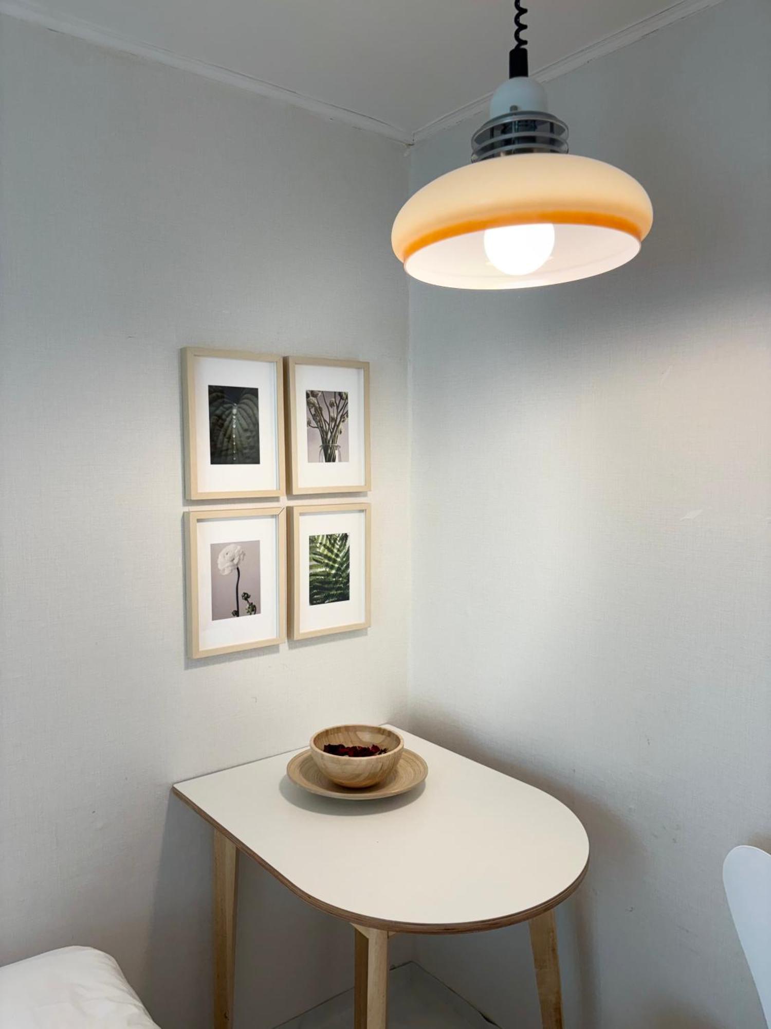 Apartamento Modernstay Hongdae#mangwon Local Market 10mins, Hongdae, Airport Bus, Hanriver Park 10min,family *