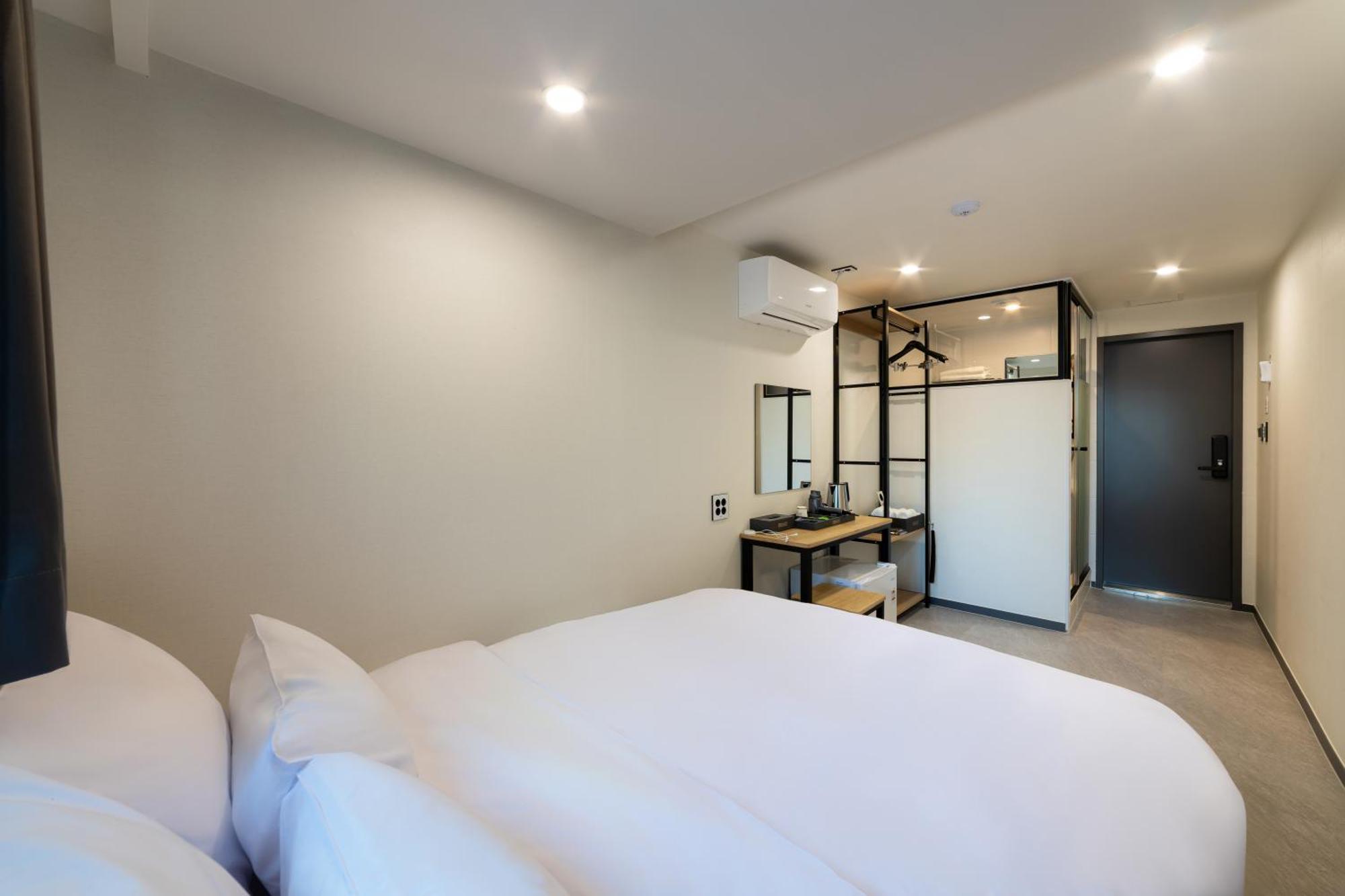 Hotel Stayz437 Jongno 2*