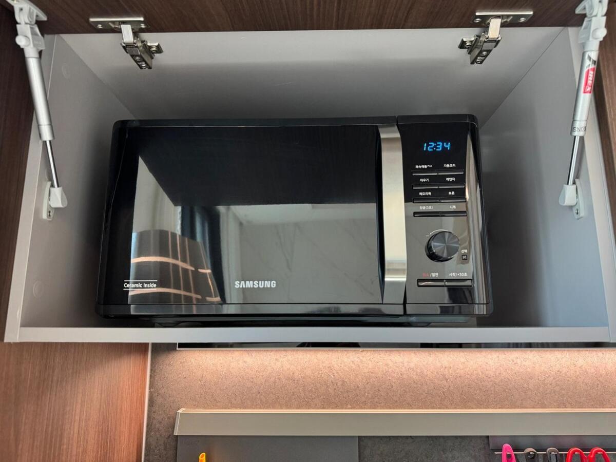 Apartment Brand New ! Luxury At Euljiro-5ga *